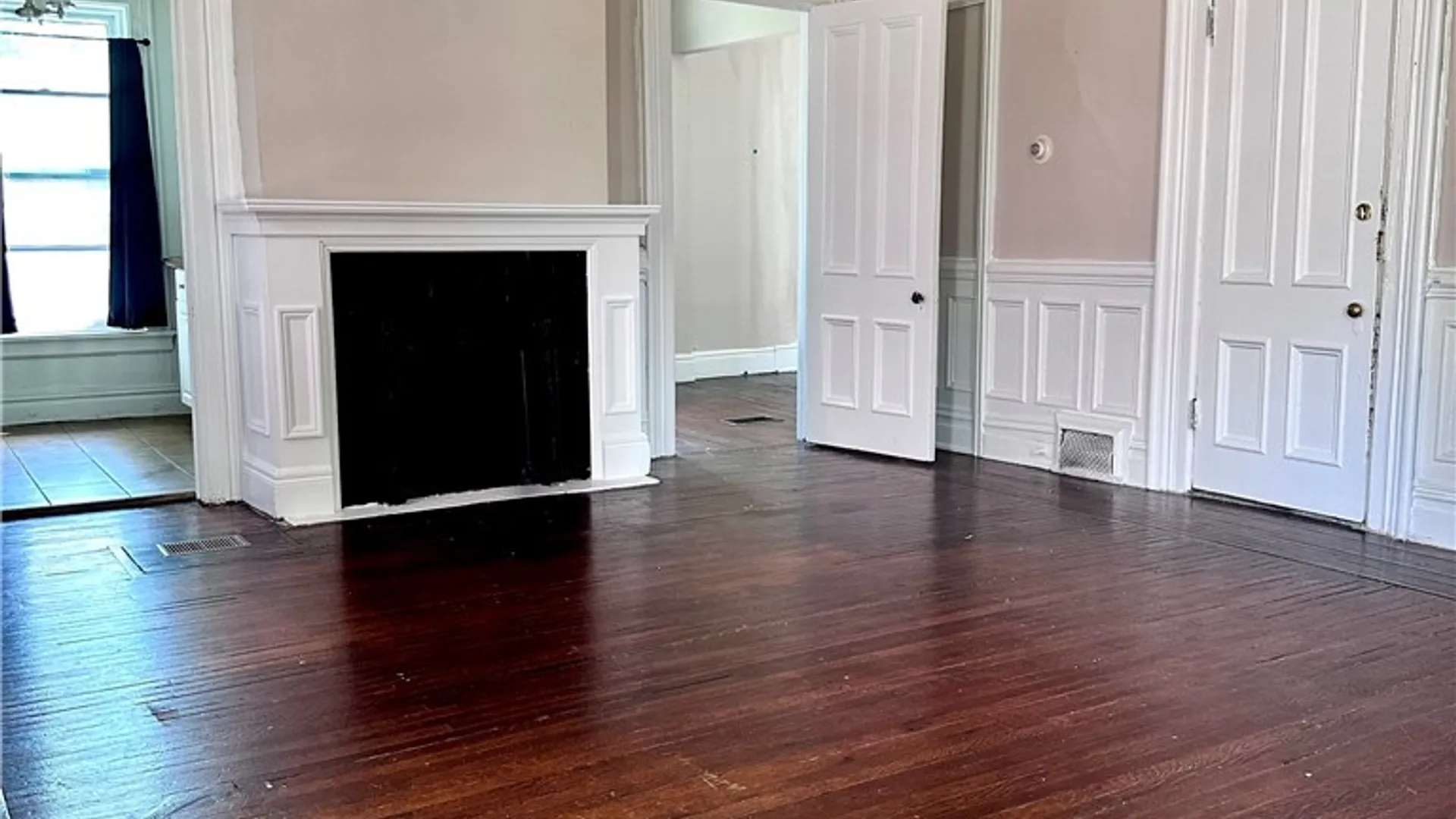Property at 912 Lafayette Avenue, Buffalo, NY 14209 4