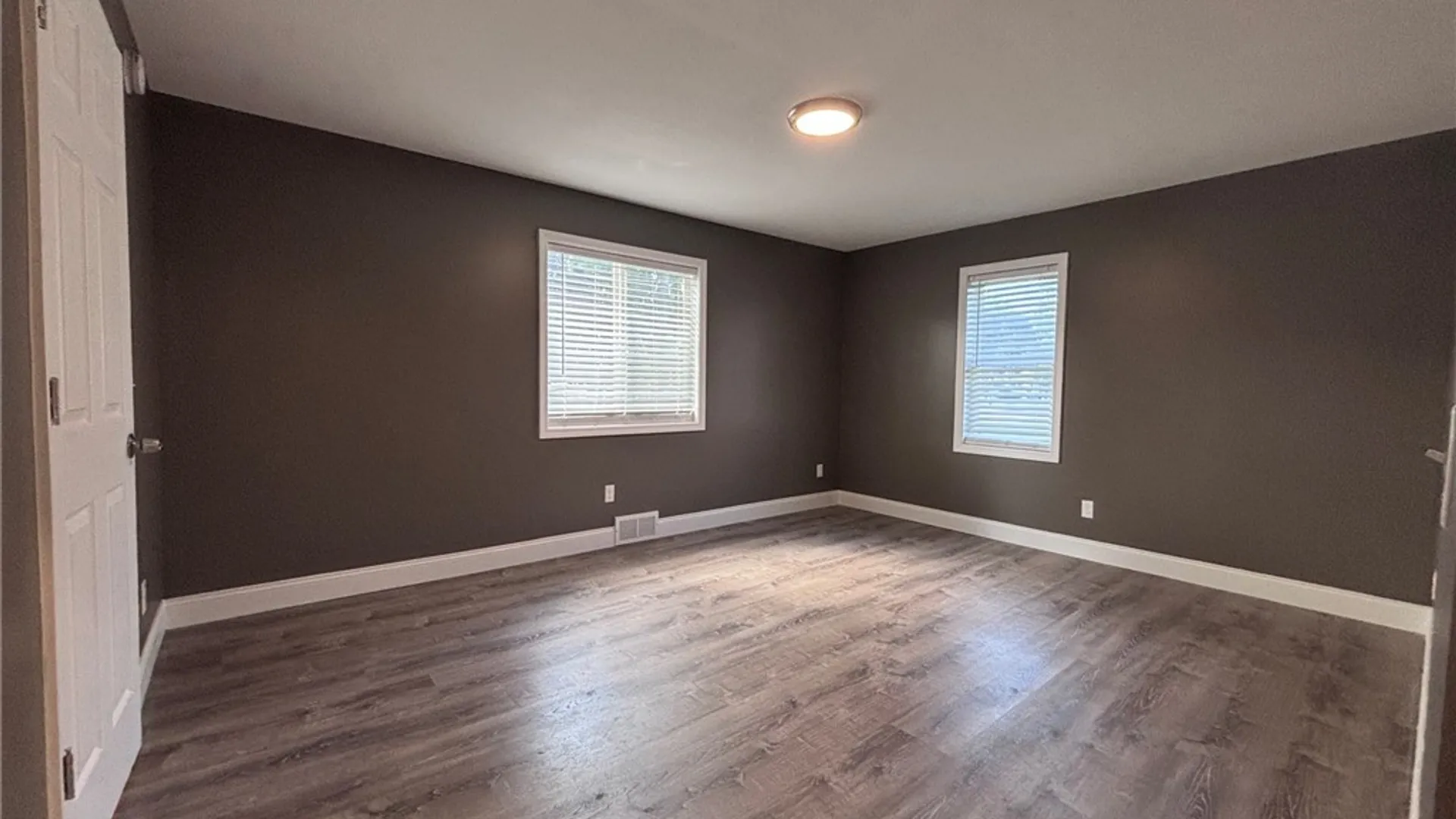 Property at 31 Elmwood Avenue, Batavia City, NY 14020 23