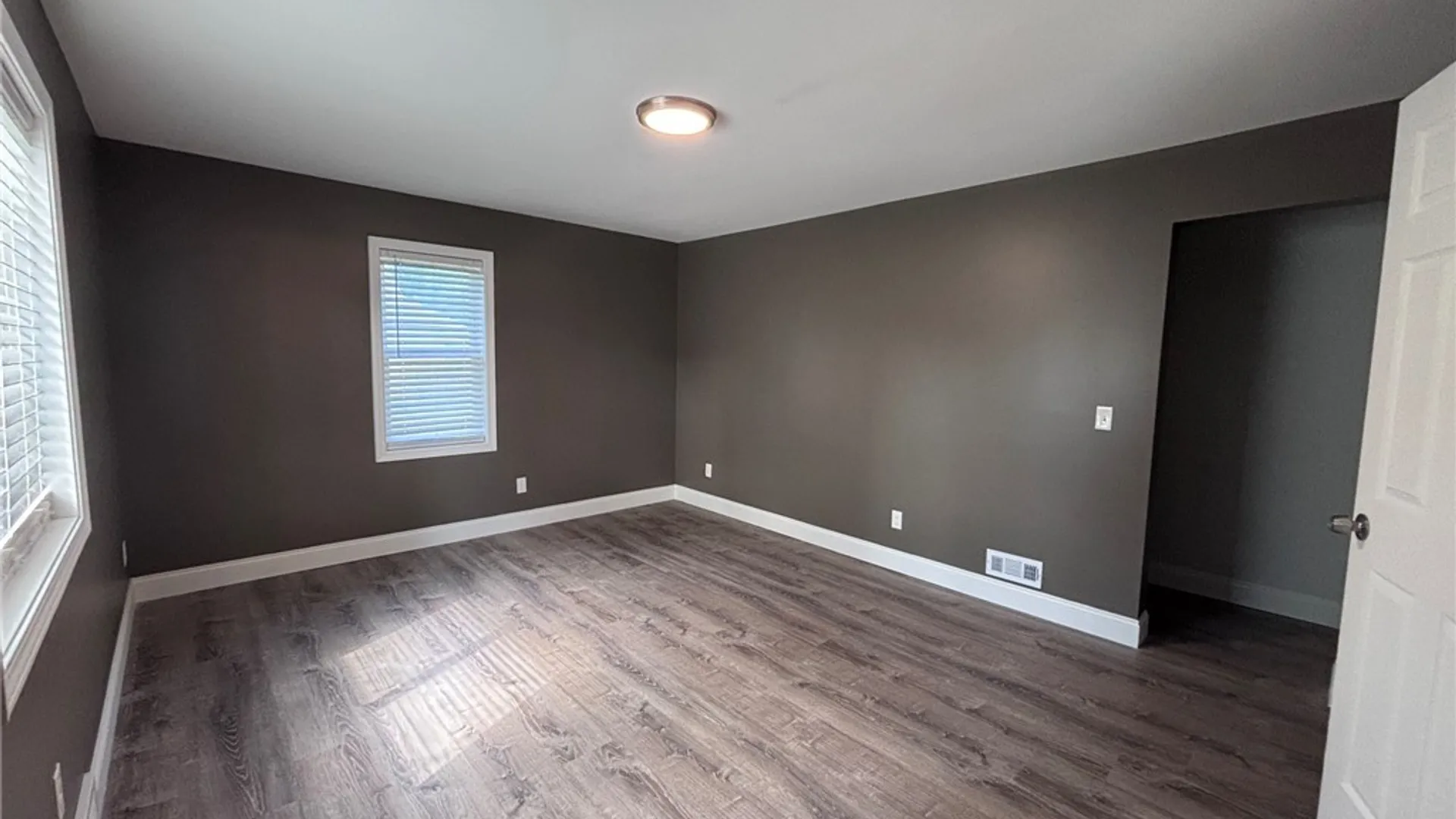 Property at 31 Elmwood Avenue, Batavia City, NY 14020 24