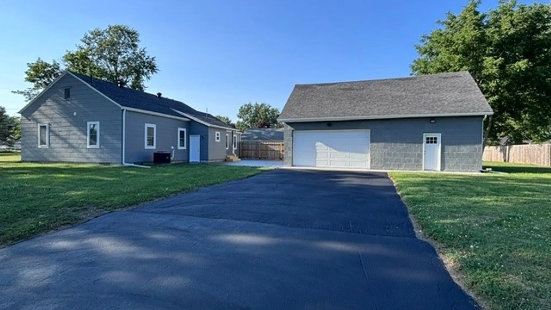 Property at 31 Elmwood Avenue, Batavia City, NY 14020 4