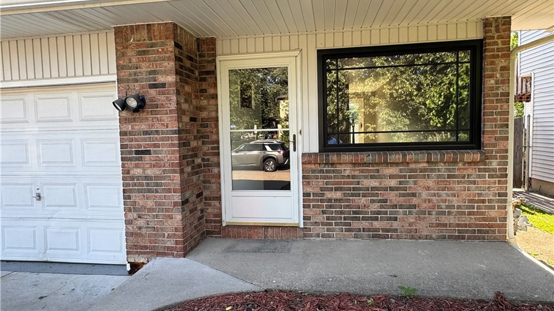 Property at 40 Sebring Drive, Cheektowaga, NY 14043 5