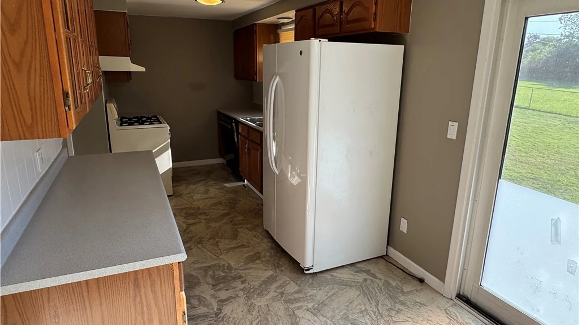 Property at 40 Sebring Drive, Cheektowaga, NY 14043 8