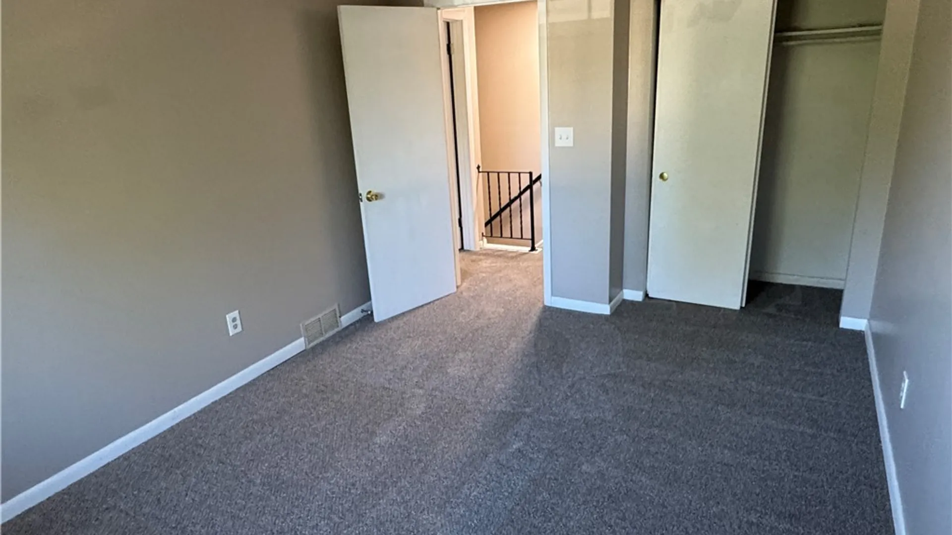 Property at 40 Sebring Drive, Cheektowaga, NY 14043 38