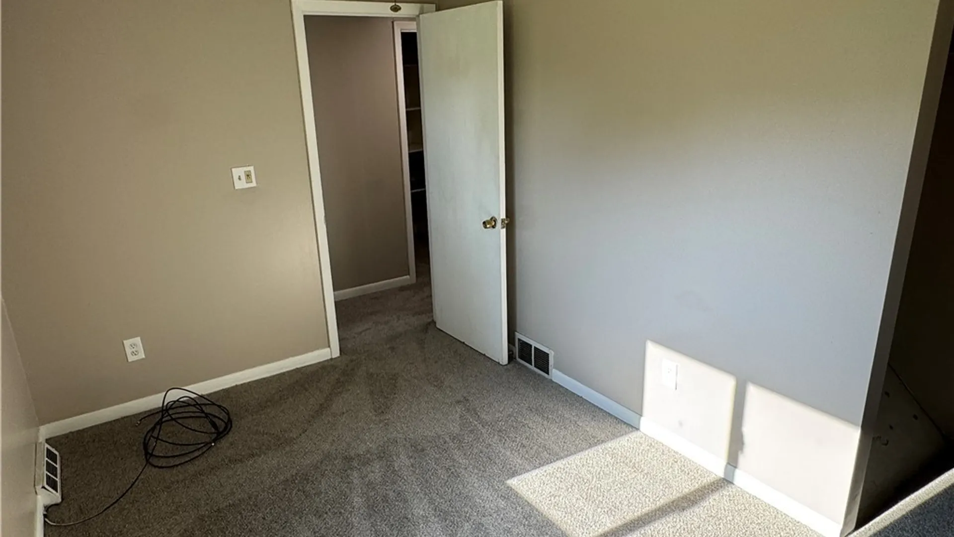 Property at 40 Sebring Drive, Cheektowaga, NY 14043 41