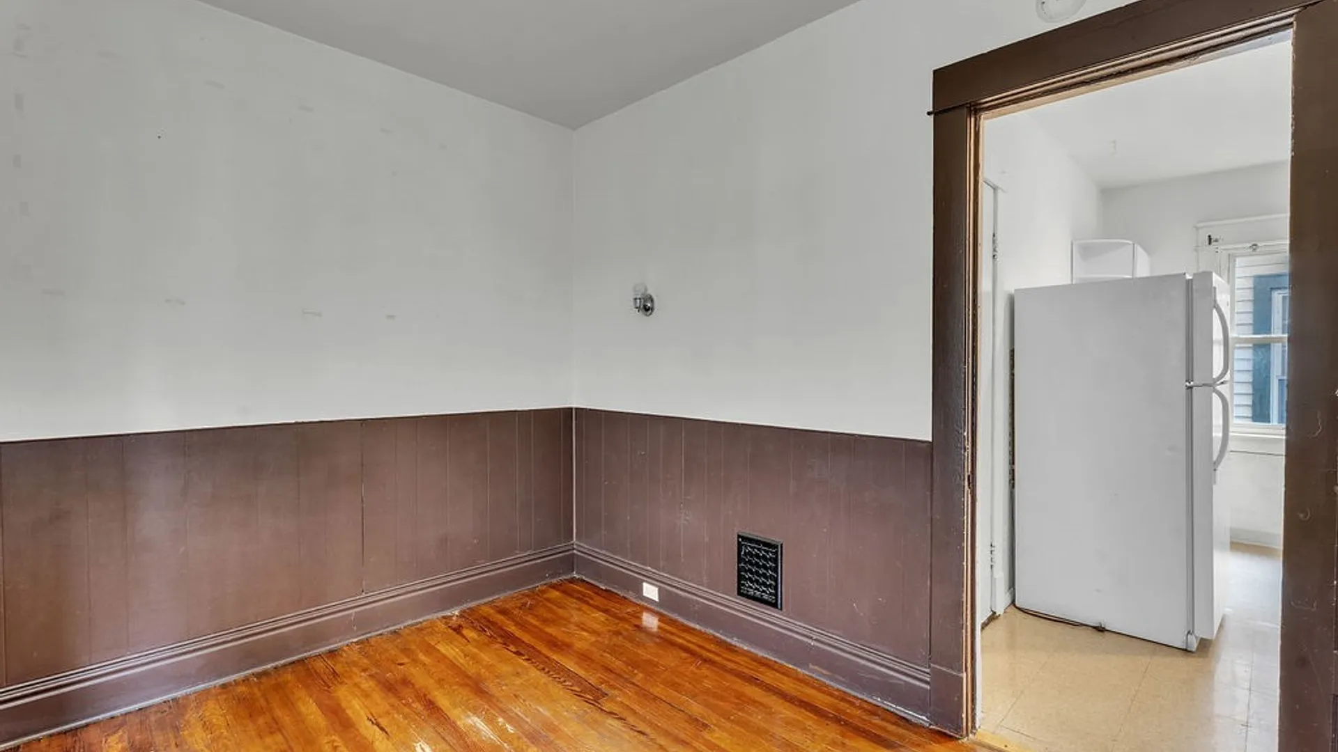 Property at 68 Princeton Place, Buffalo, NY 14210 18