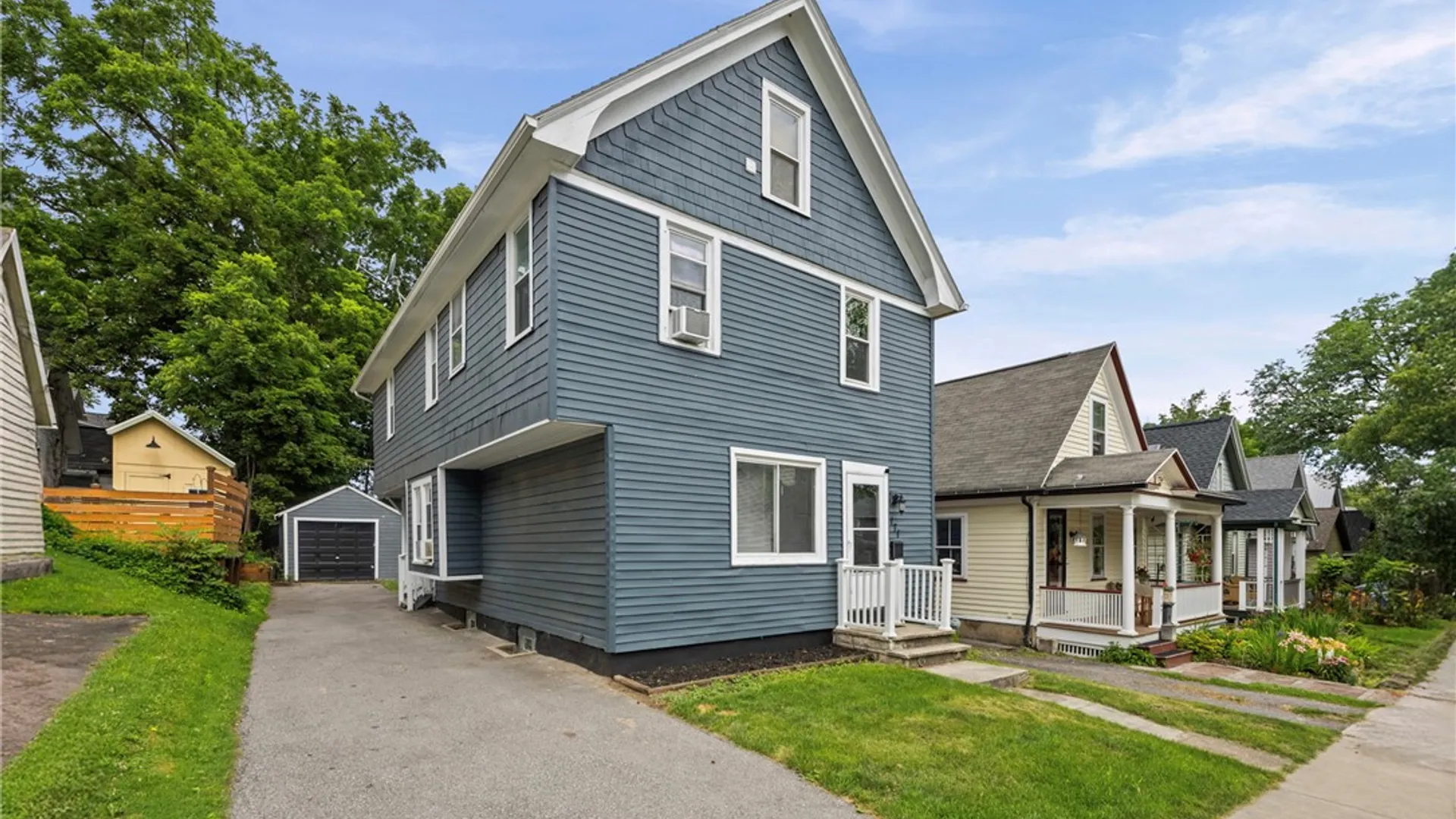Property at 171 Oakland Street, Rochester, NY 14620 4