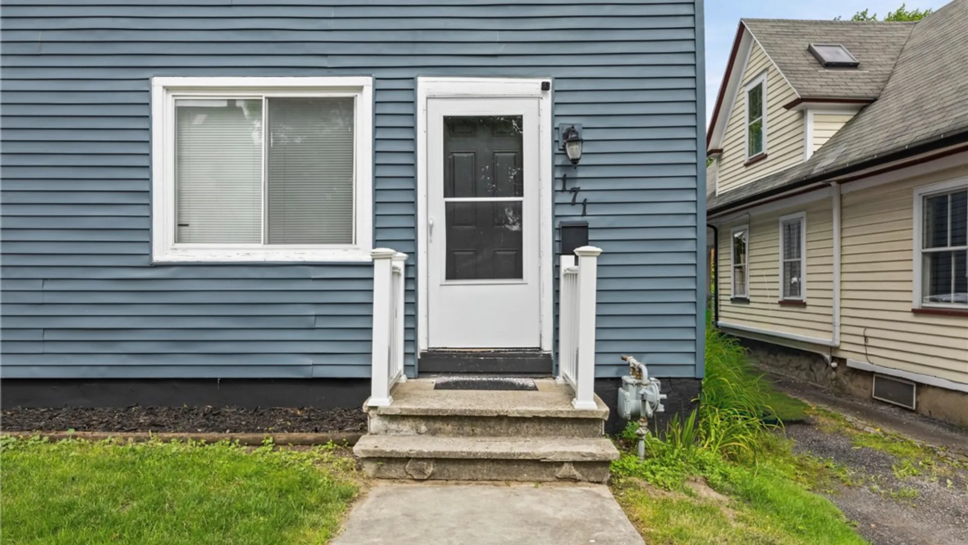 Property at 171 Oakland Street, Rochester, NY 14620 5