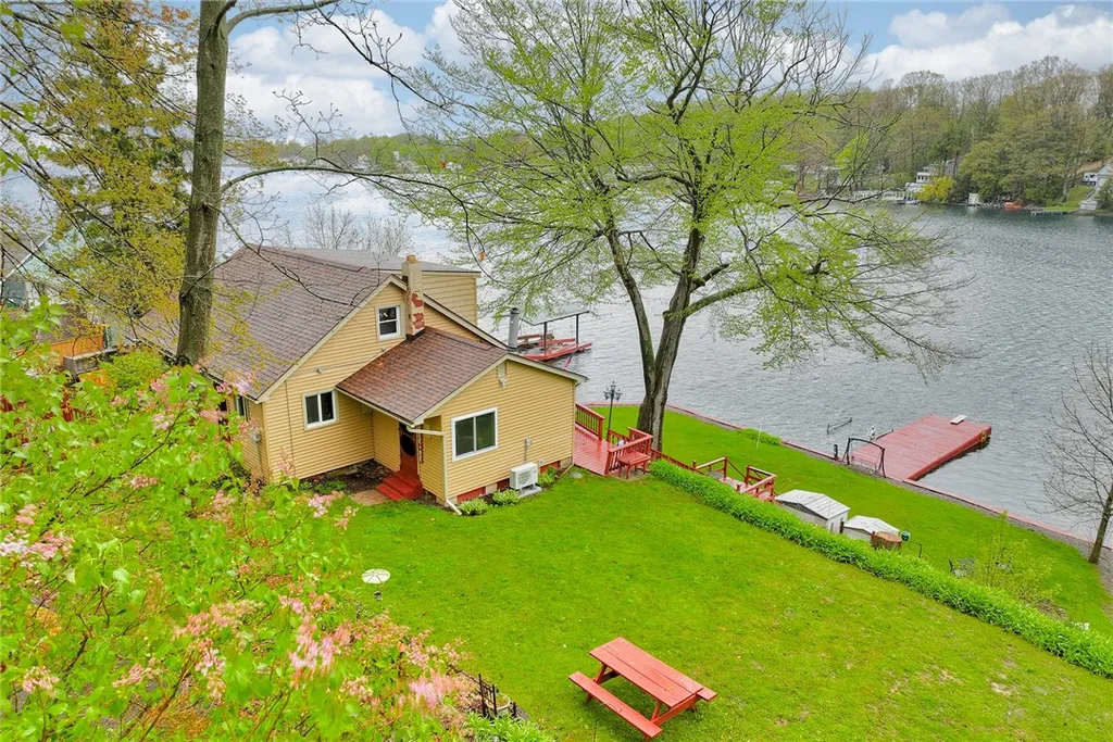Property at 11737 Tompkins Point Road, Wolcott, NY 14590