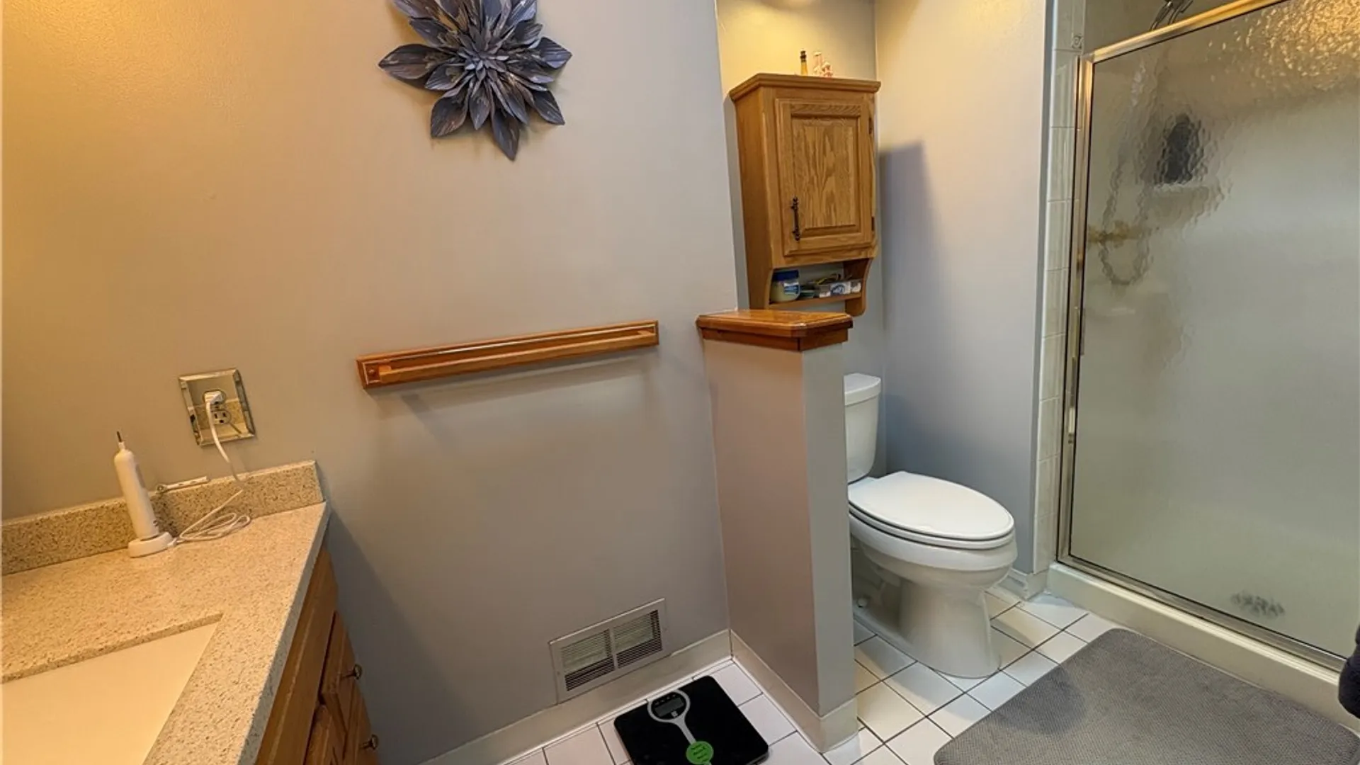 Property at 7 Birch Run, Orchard Park, NY 14127 14