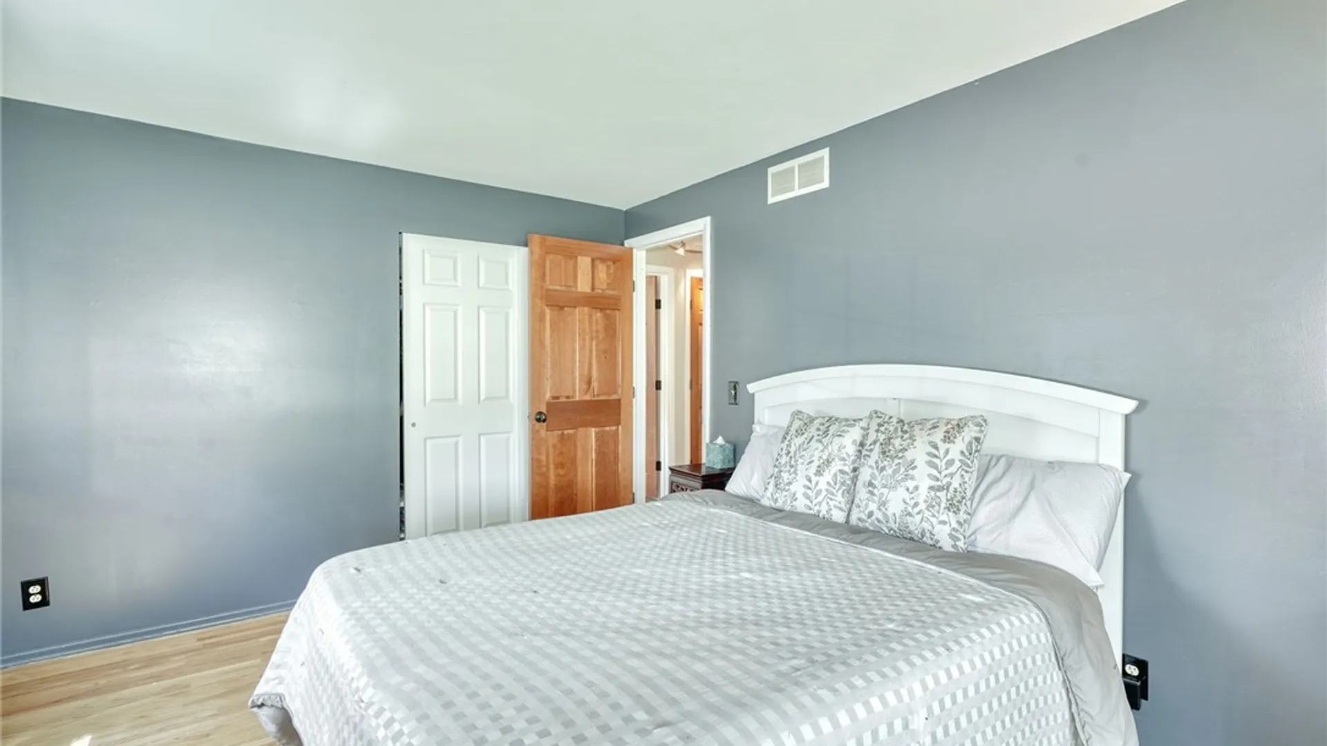 Property at 9 Tall Acres Drive, Pittsford, NY 14534 16