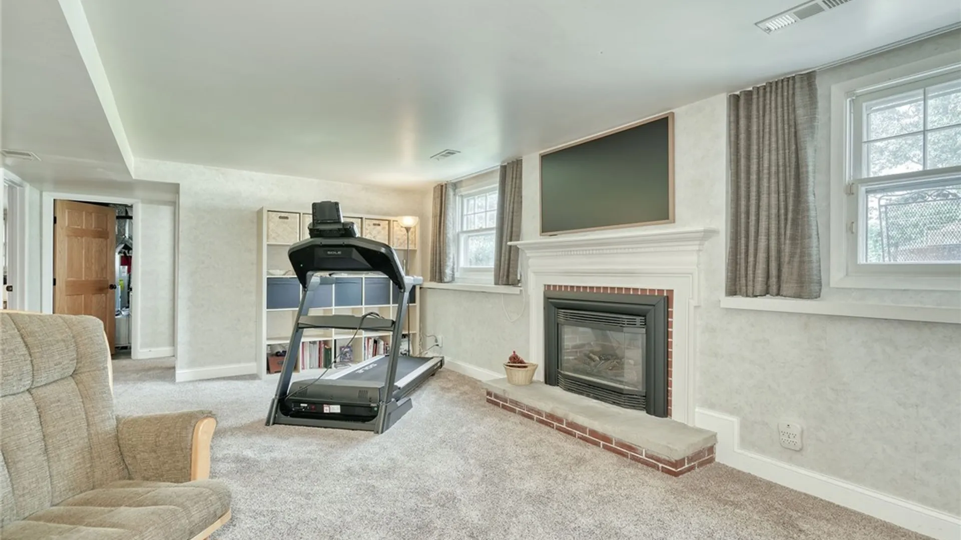 Property at 9 Tall Acres Drive, Pittsford, NY 14534 23