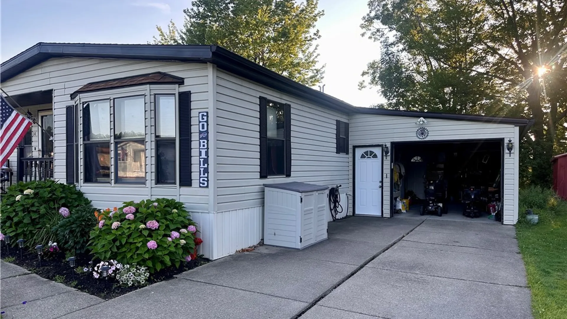 Property at 14 Brookridge Drive, Hamburg, NY 14075 19