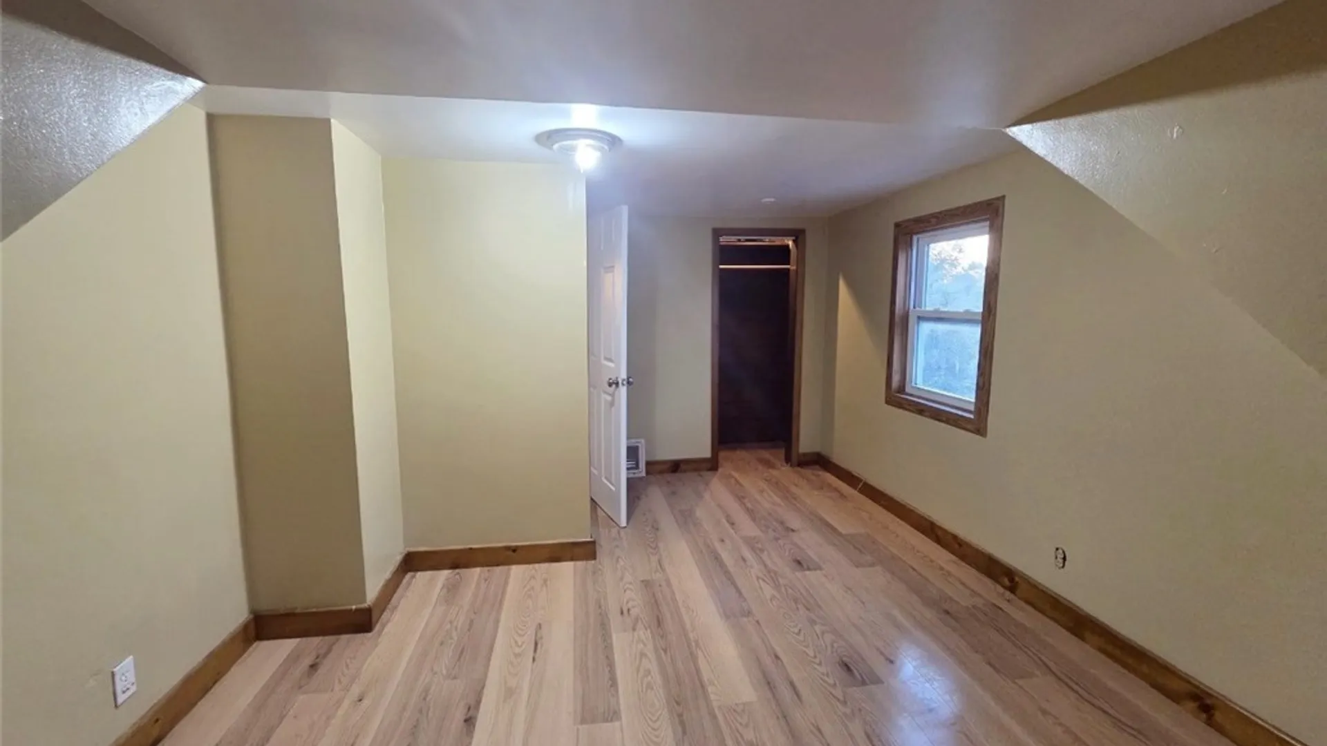 Property at 80 Midland Drive, Cheektowaga, NY 14225 7