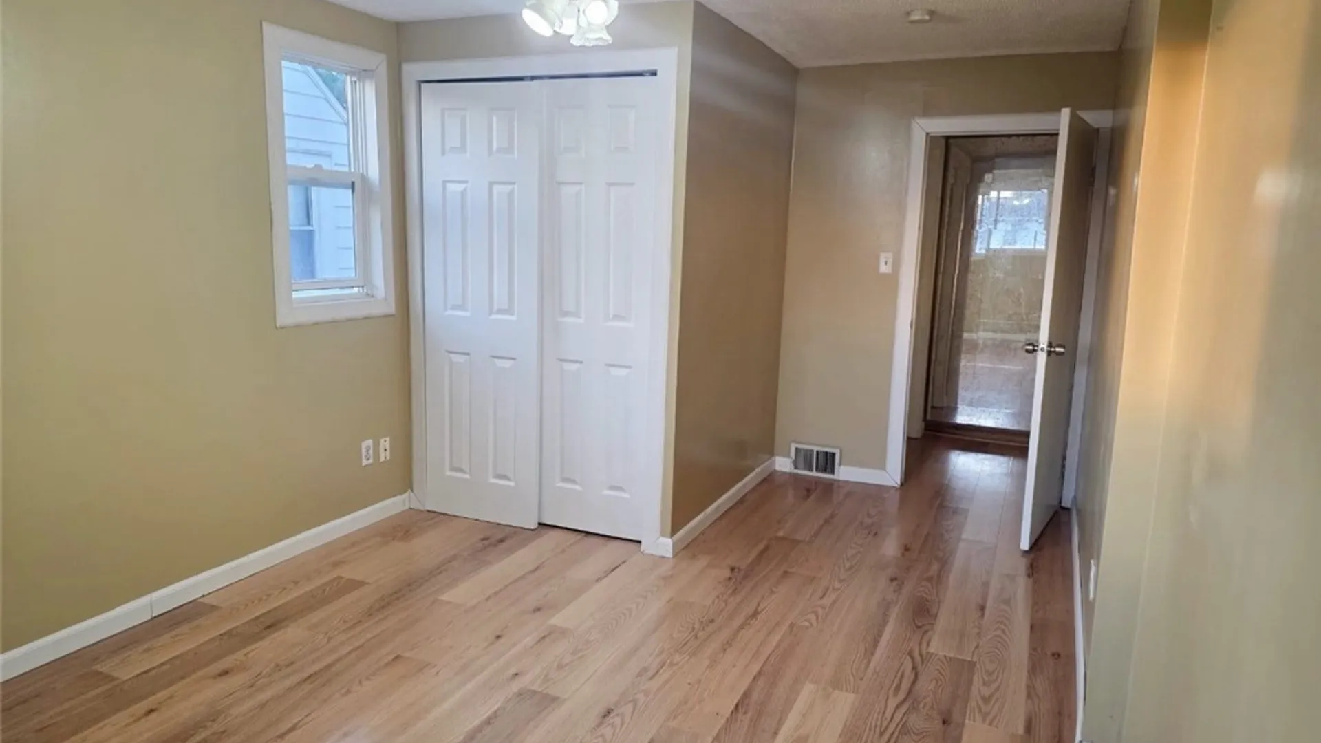 Property at 80 Midland Drive, Cheektowaga, NY 14225 8