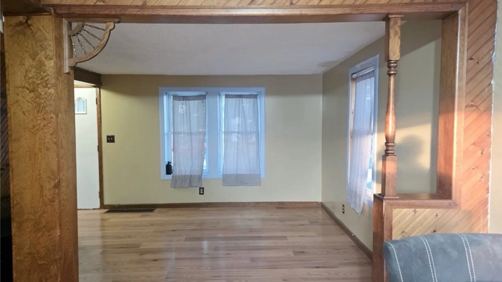Property at 80 Midland Drive, Cheektowaga, NY 14225 5