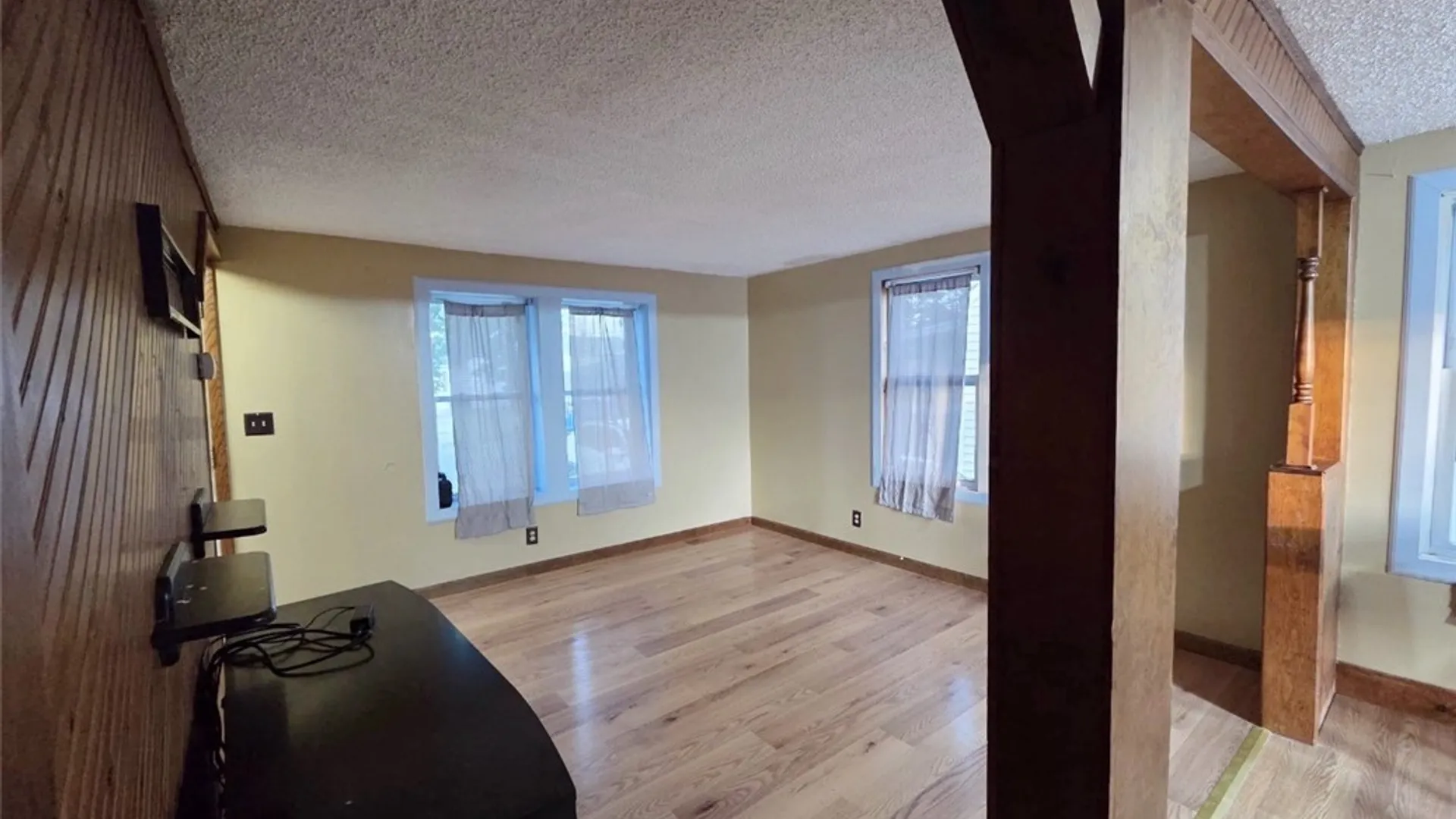 Property at 80 Midland Drive, Cheektowaga, NY 14225 28