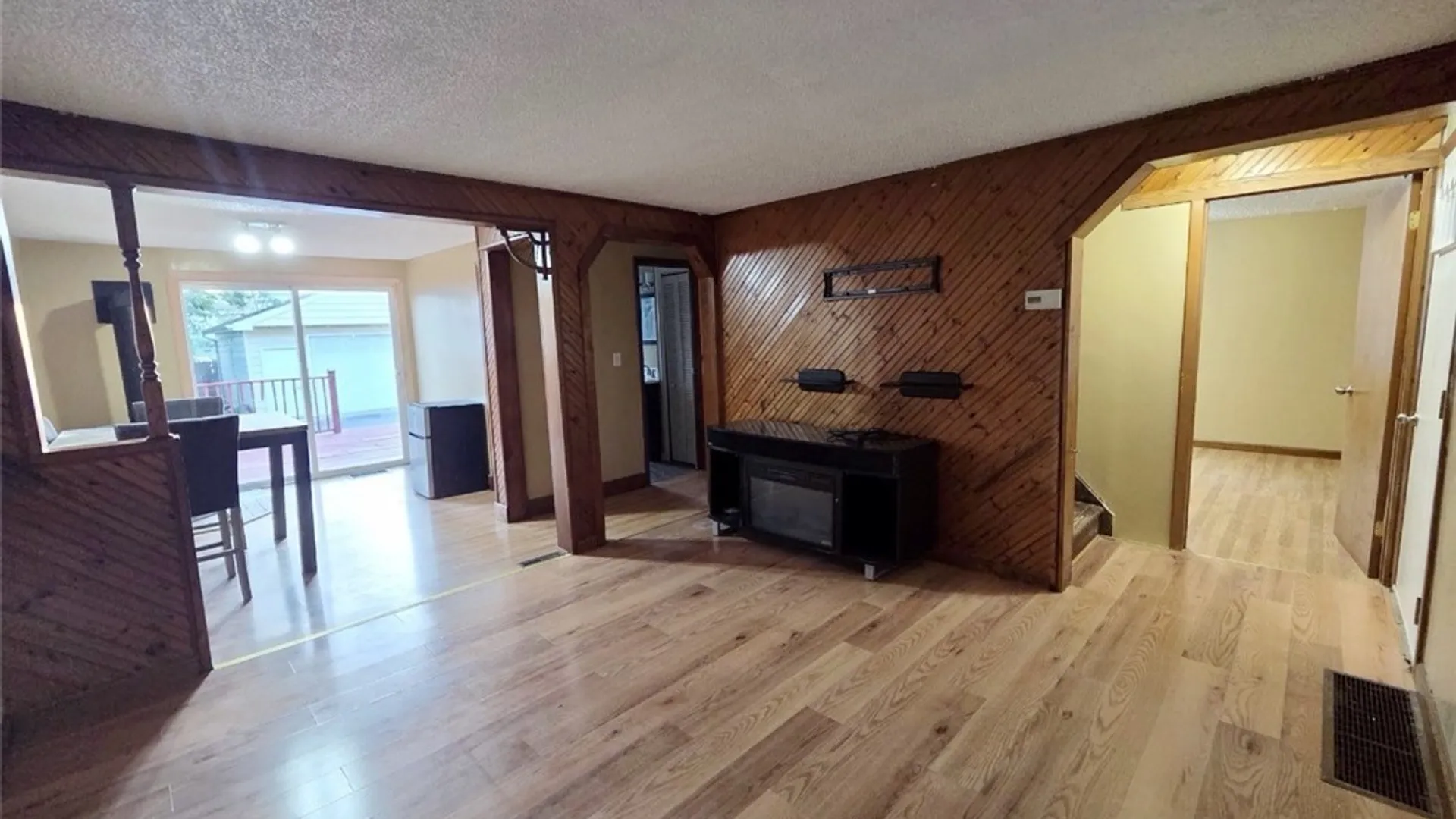 Property at 80 Midland Drive, Cheektowaga, NY 14225 29