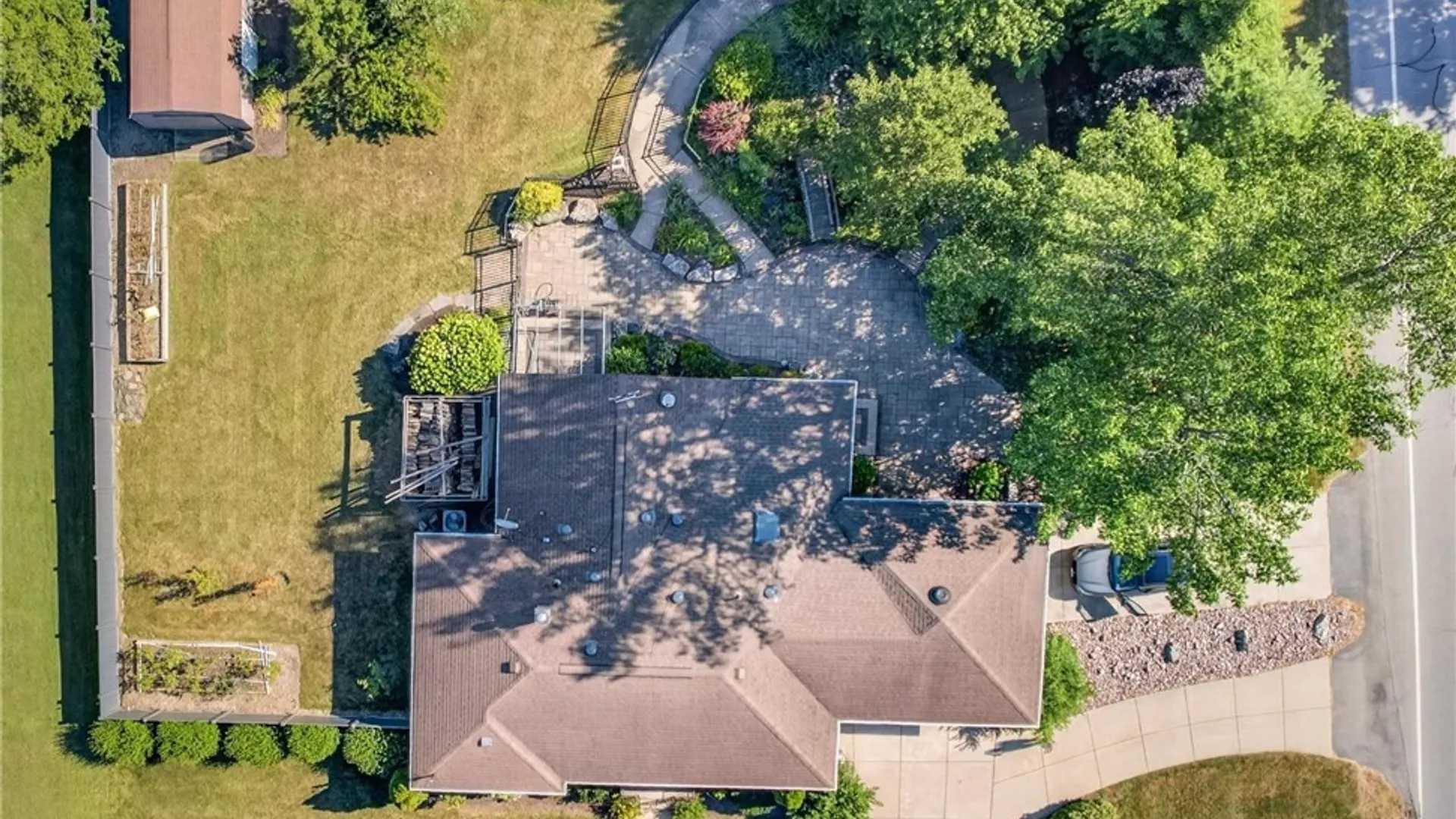 Property at 1985 Maple Road, Amherst, NY 14221 2