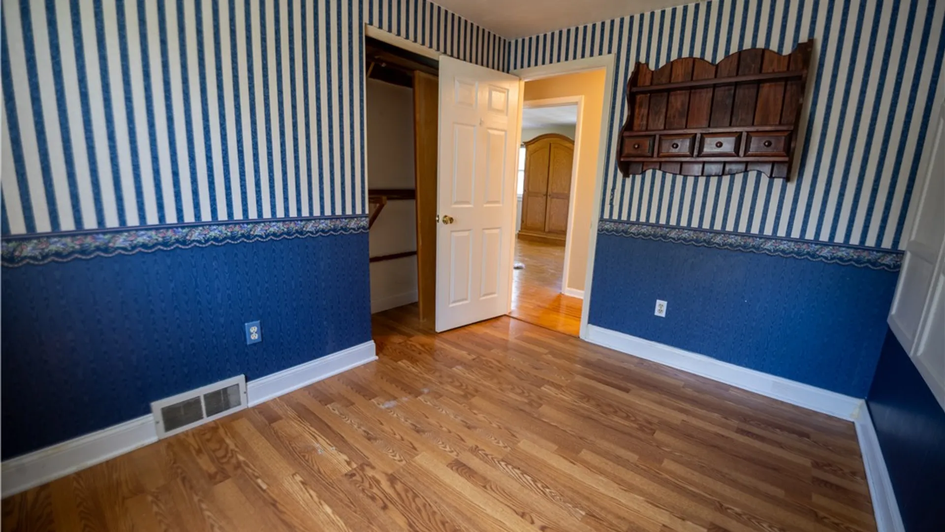 Property at 34 Valencia Drive, Gates, NY 14606 25