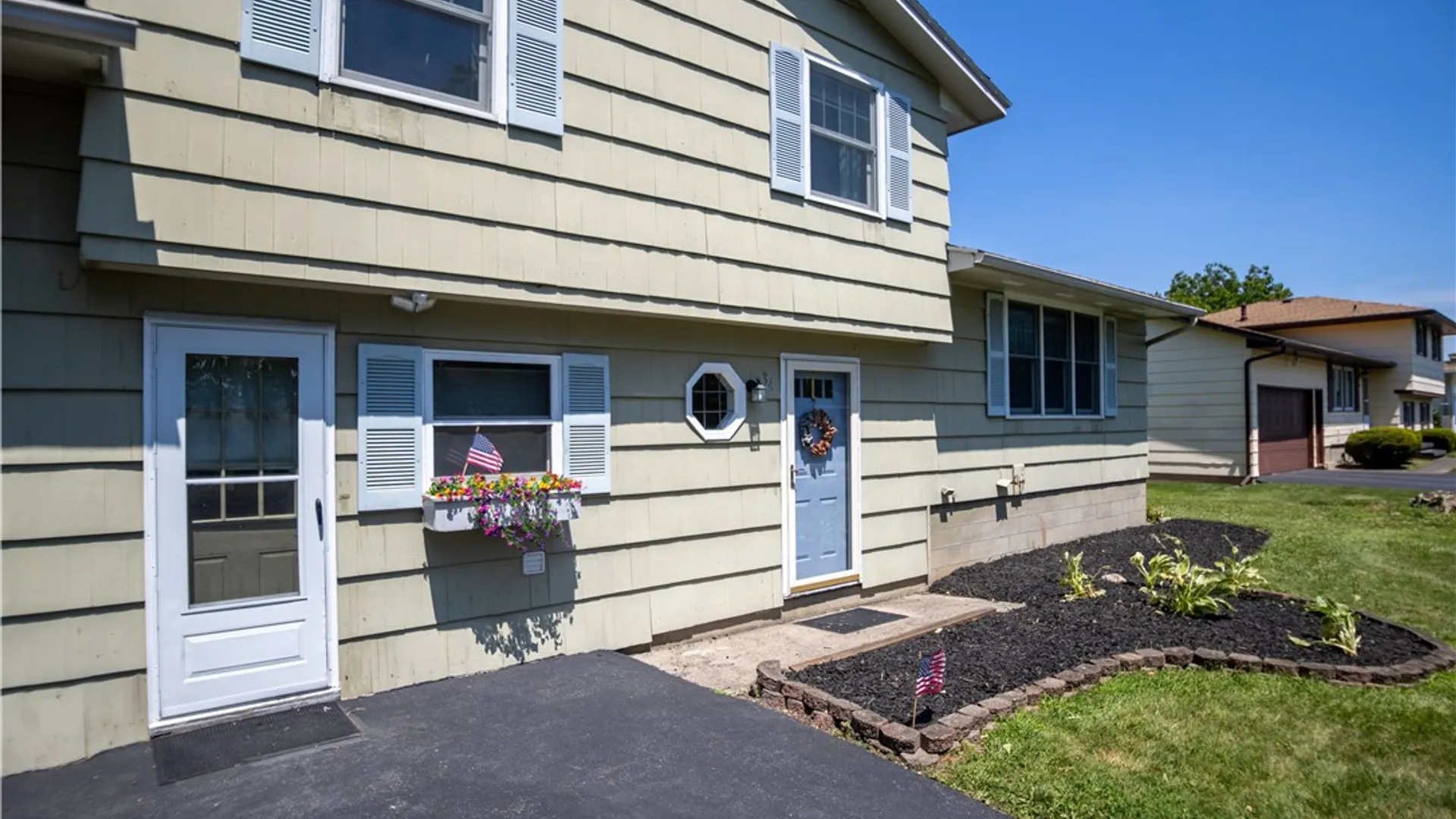 Property at 34 Valencia Drive, Gates, NY 14606 4