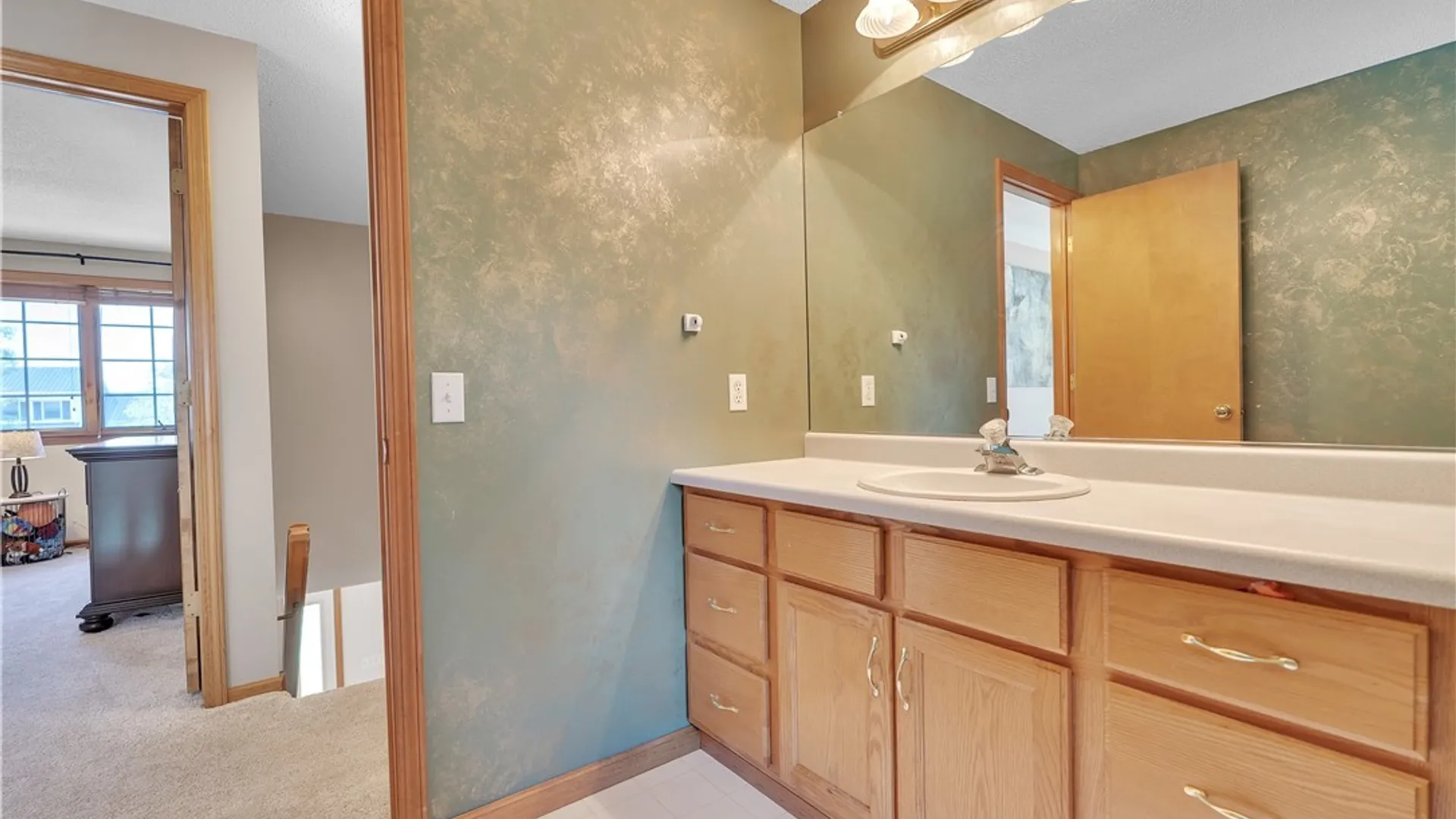 Property at 75 Michael's Walk, Lancaster, NY 14086 30