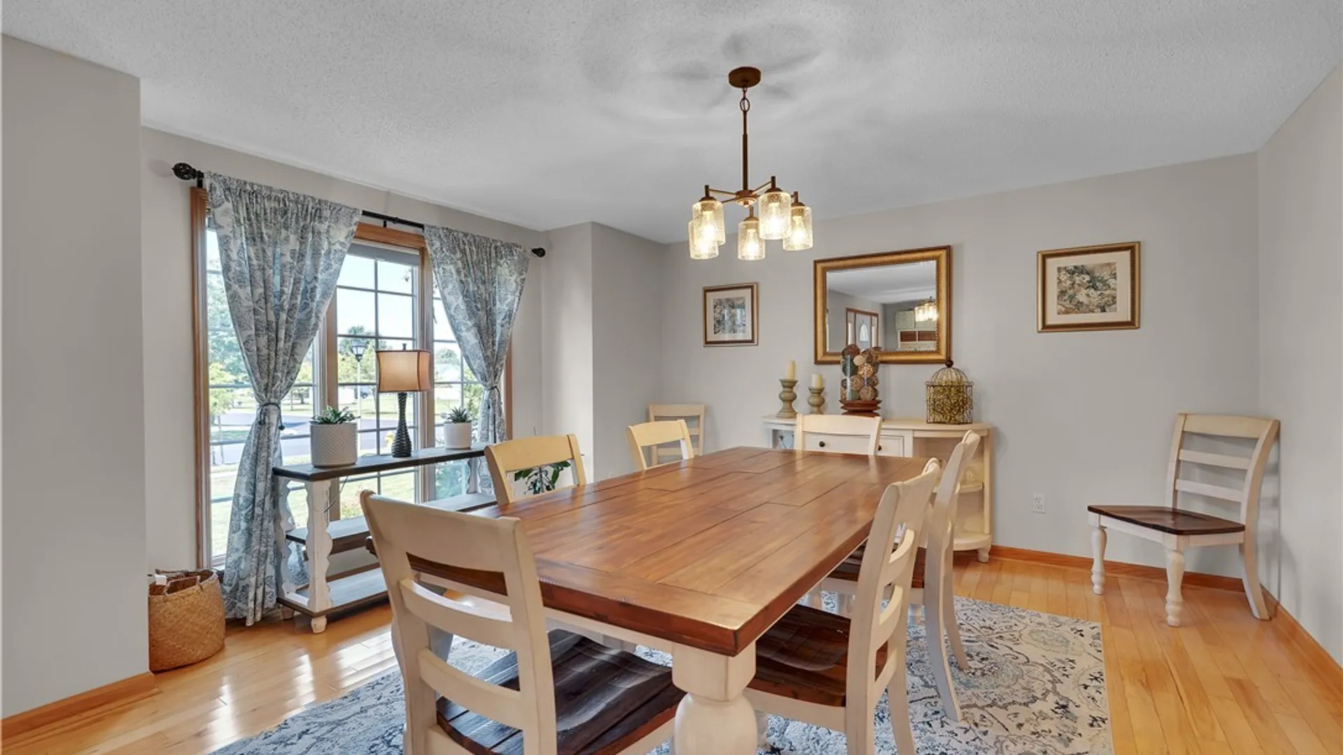 Property at 75 Michael's Walk, Lancaster, NY 14086 4