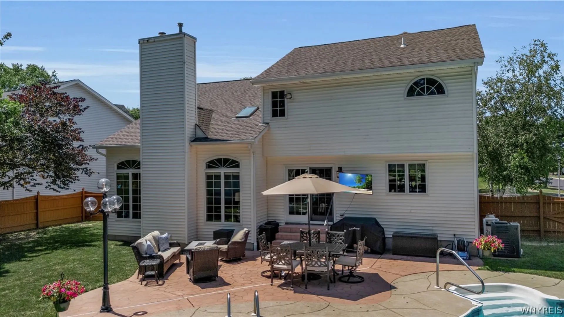 Property at 75 Michael's Walk, Lancaster, NY 14086 43