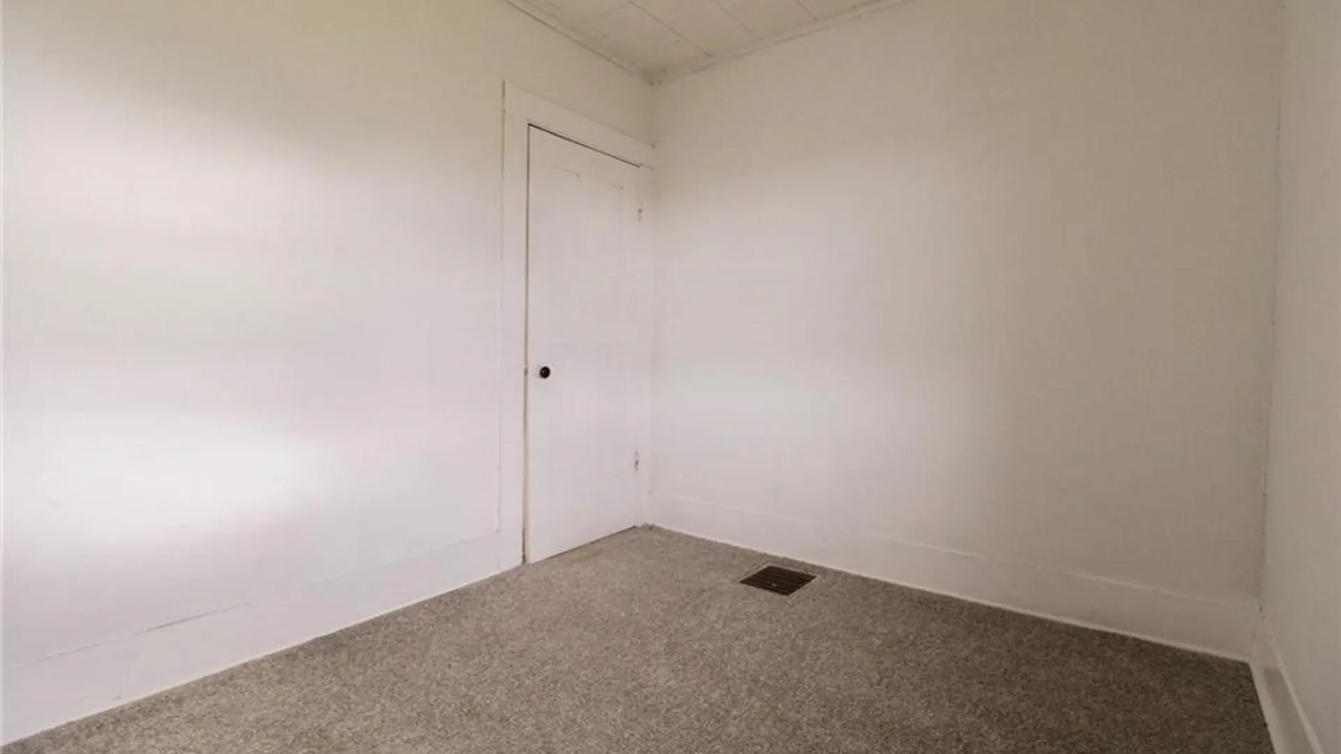 Property at 15634 Lakeshore Road, Kendall, NY 14477 23