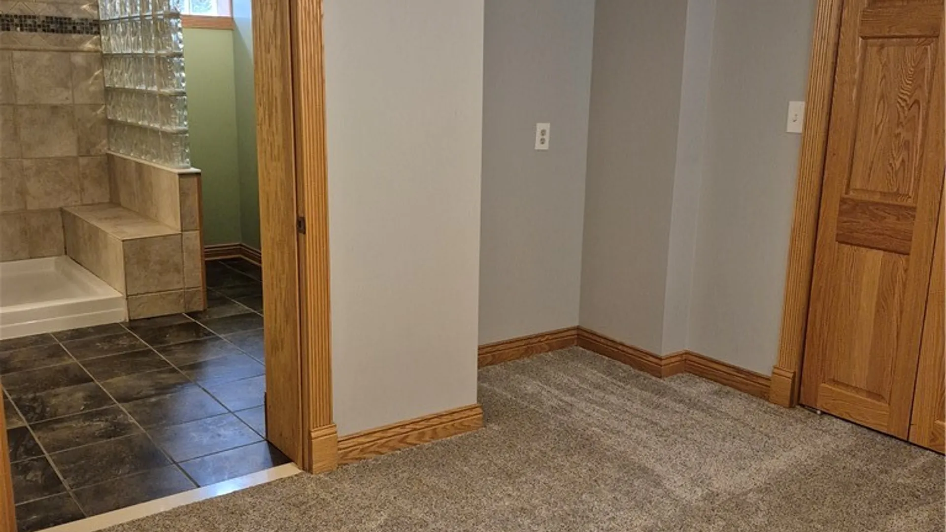 Property at 129 Milsom Avenue, Cheektowaga, NY 14227 15