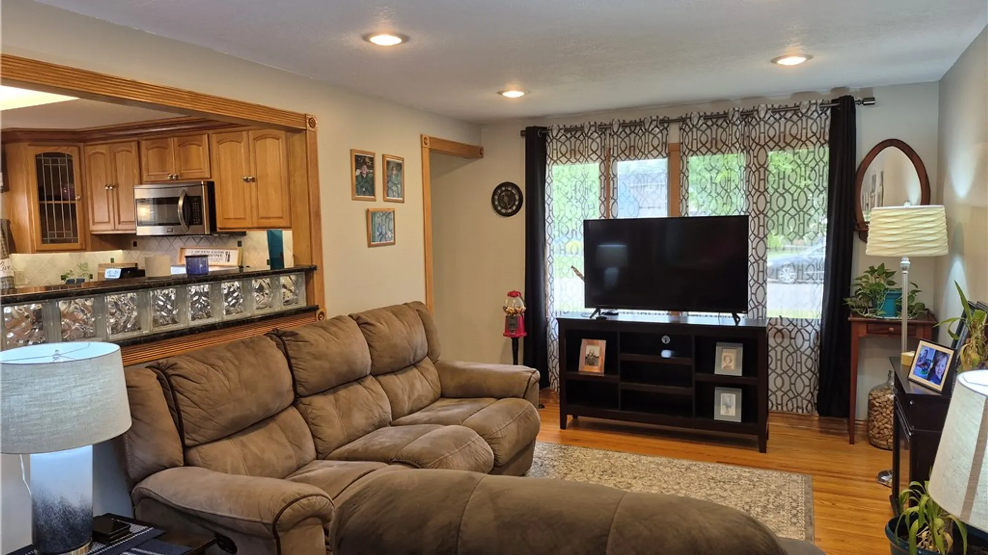 Property at 129 Milsom Avenue, Cheektowaga, NY 14227 4