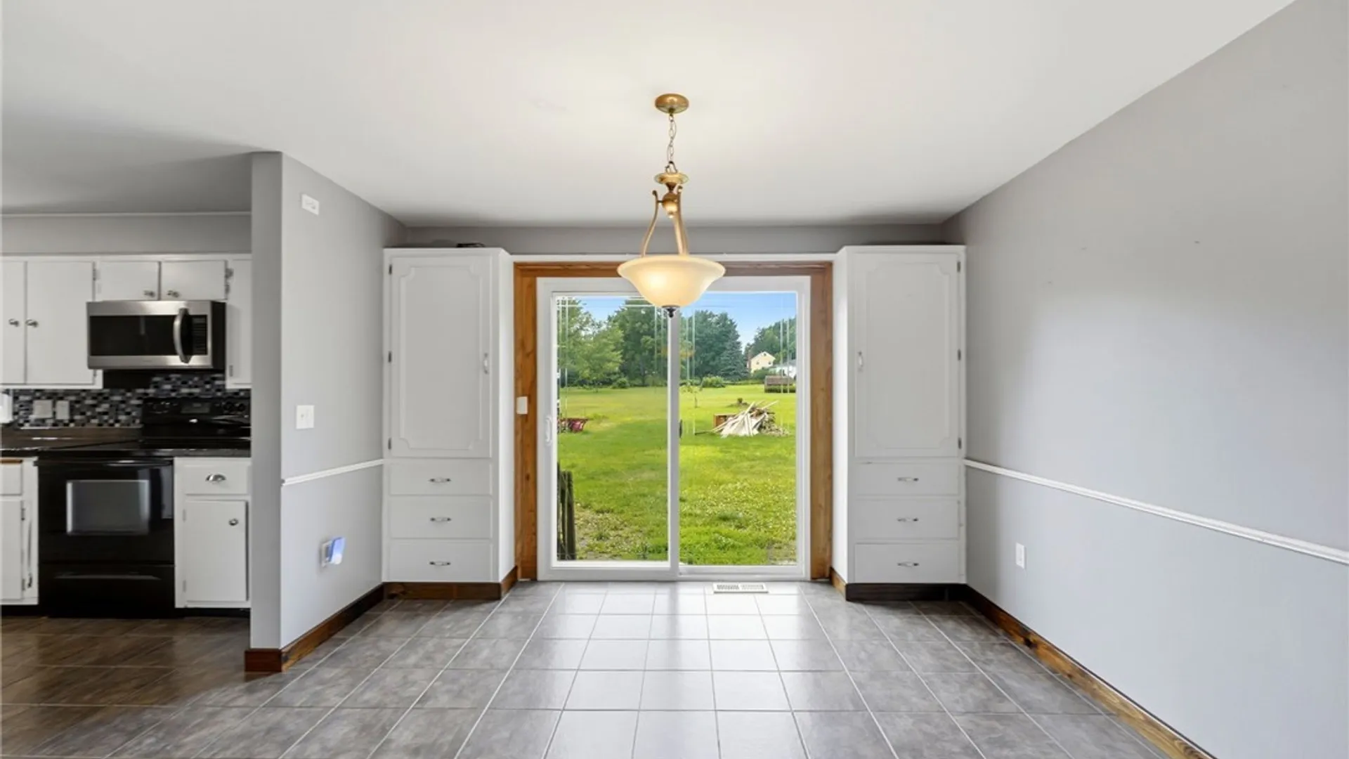 Property at 7142 Taylor Road, Boston, NY 14075 5