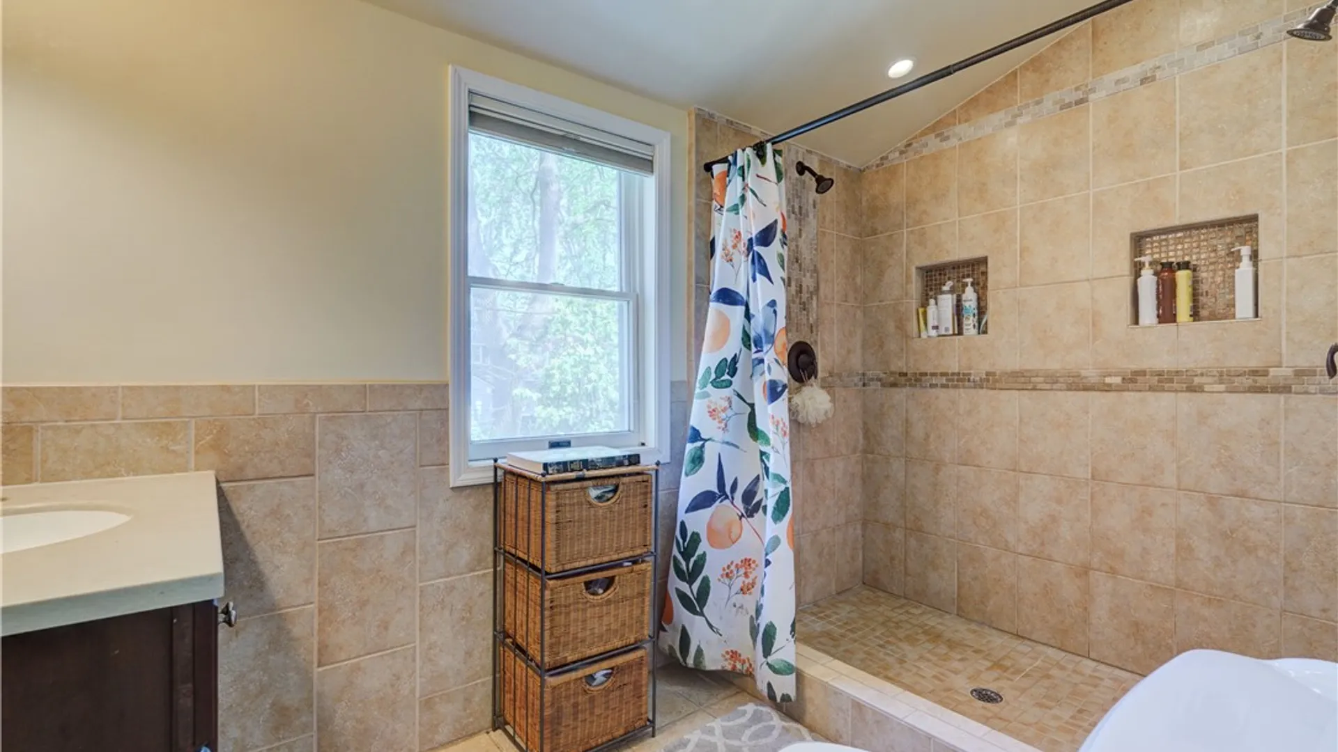 Property at 215 Roosevelt Road, Brighton, NY 14618 25
