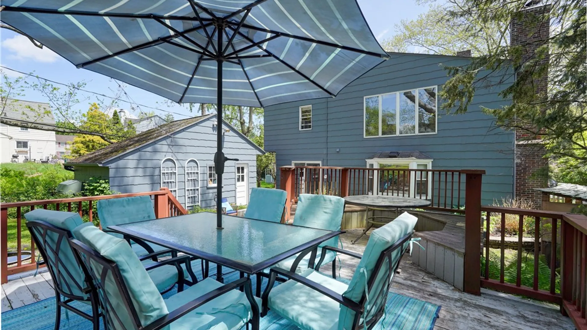 Property at 215 Roosevelt Road, Brighton, NY 14618 32