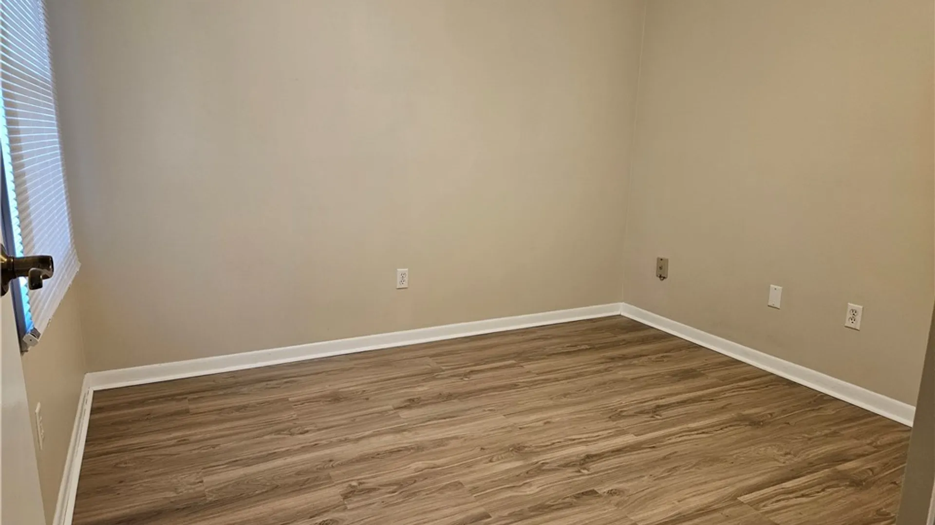Property at 306 Sundown, Amherst, NY 14221 7