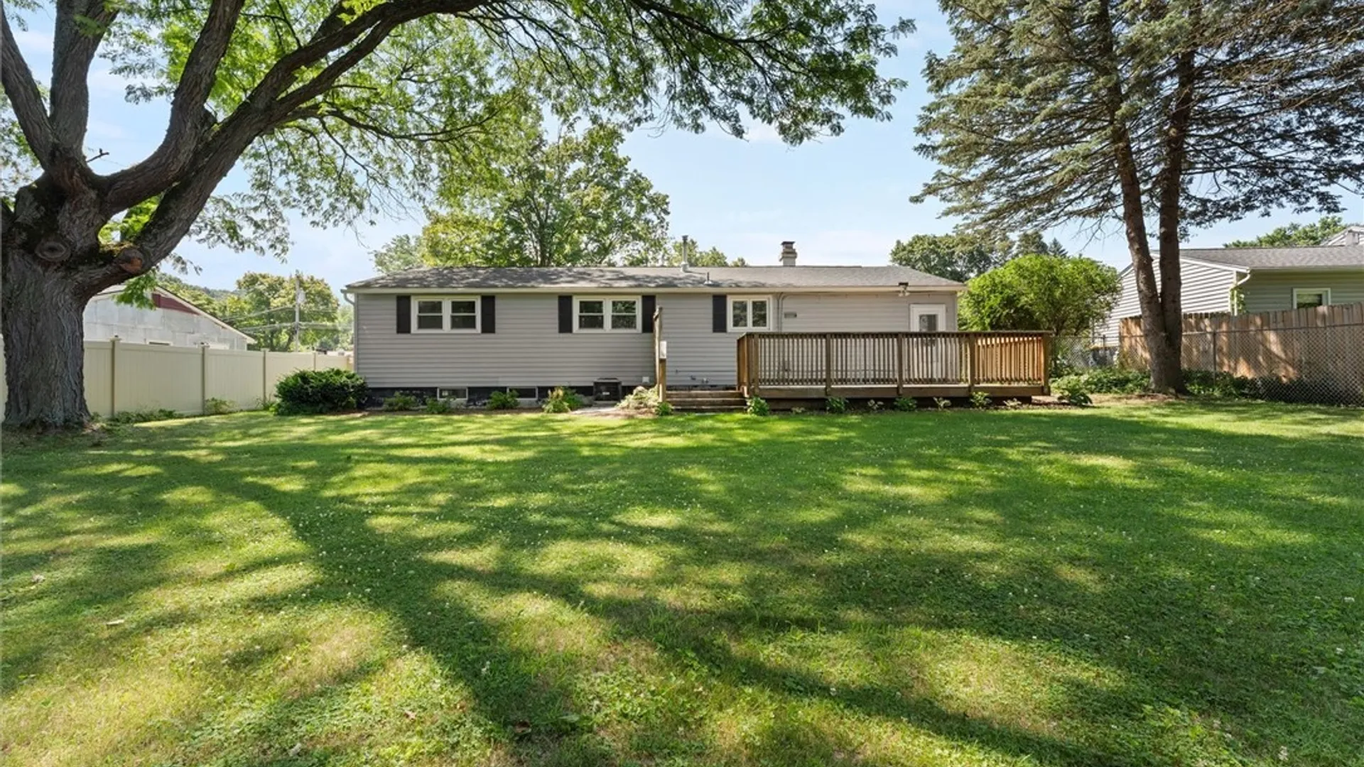 Property at 106 Greenhedge Drive, Camillus, NY 13031 3