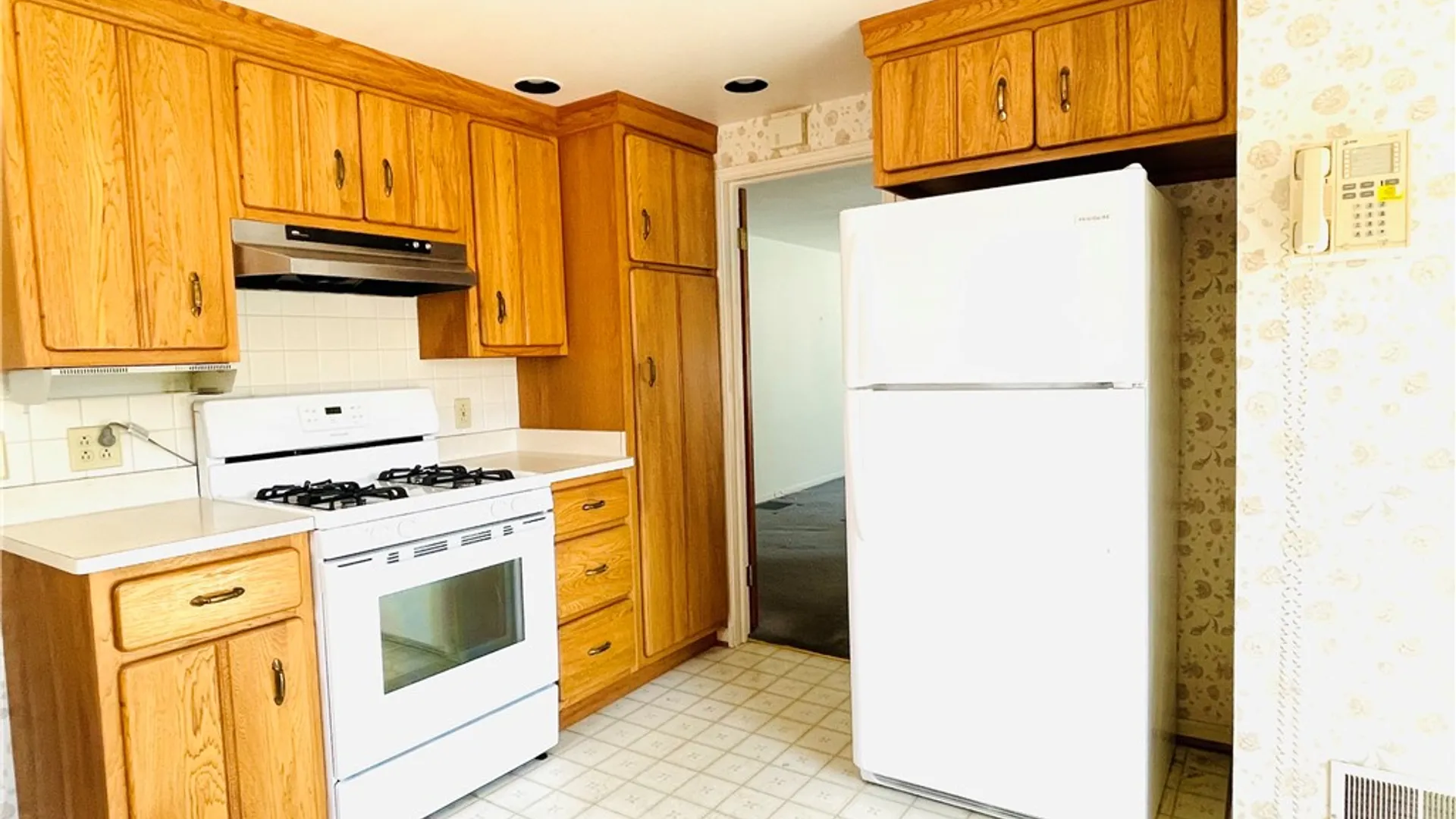 Property at 112 Clarington Street, Irondequoit, NY 14609 10
