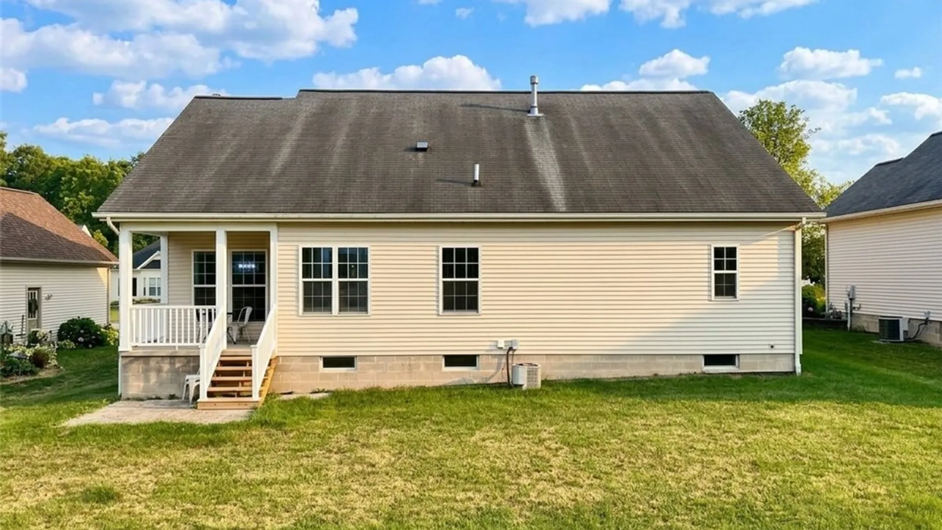 Property at 136 New Tudor Road, Henrietta, NY 14534 37