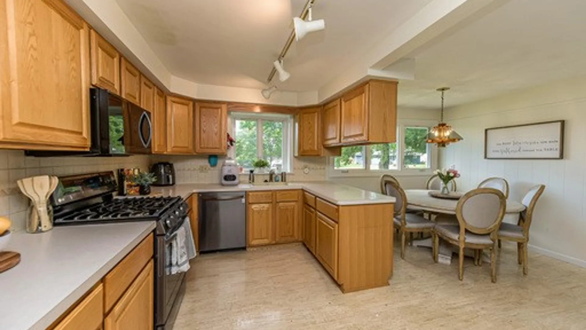 Property at 50 Spearmint Drive, Greece, NY 14615 4