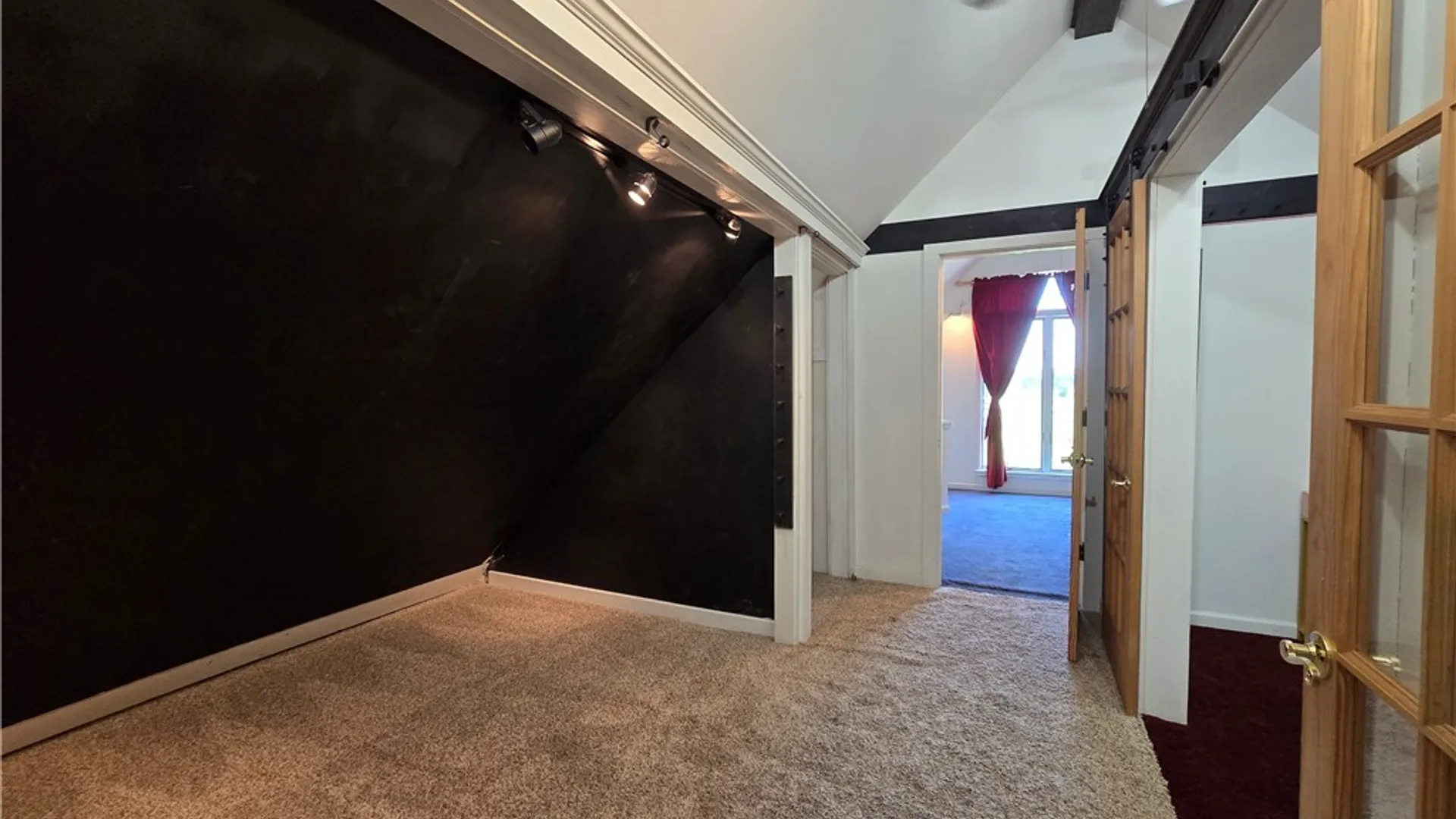 Property at 5790 Royalton Center Road, Royalton, NY 14067 24