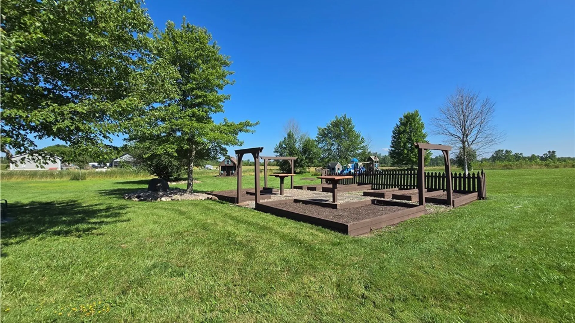 Property at 5790 Royalton Center Road, Royalton, NY 14067 32