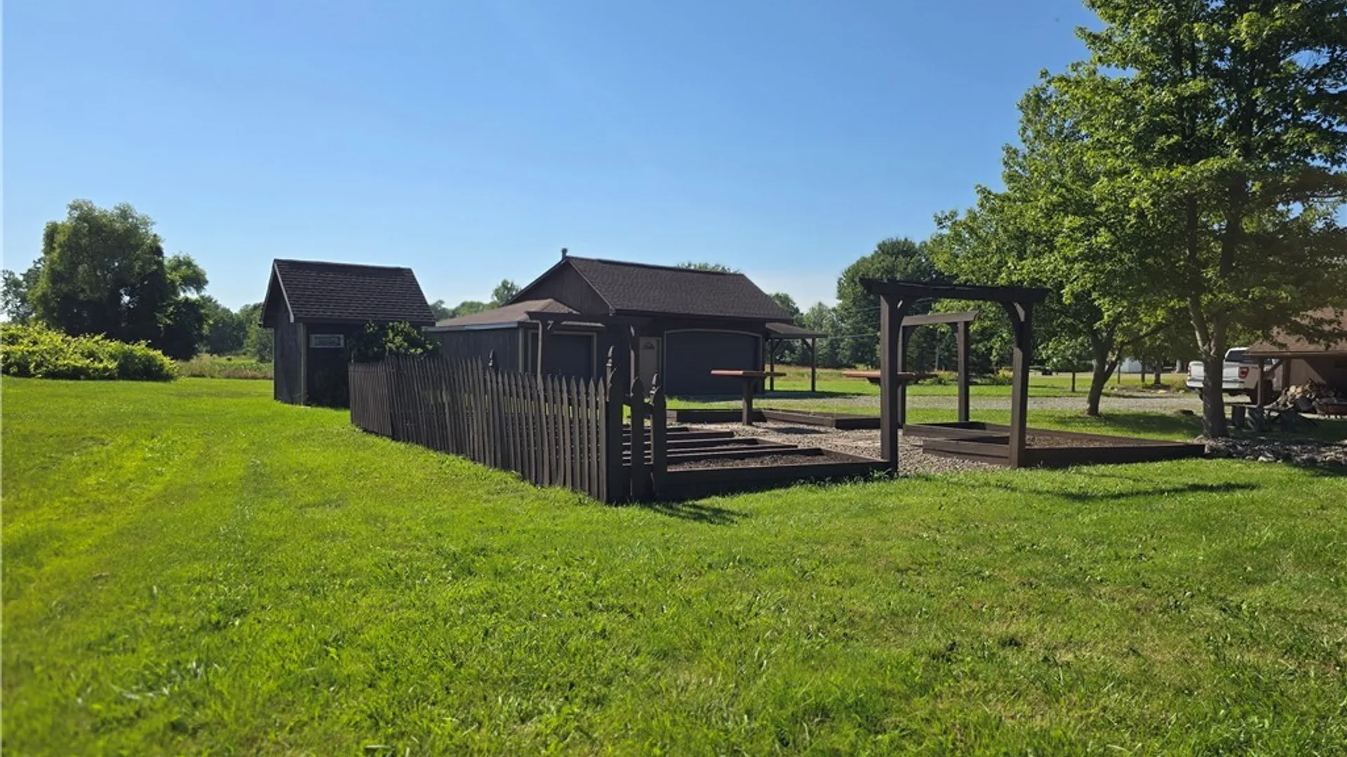 Property at 5790 Royalton Center Road, Royalton, NY 14067 37