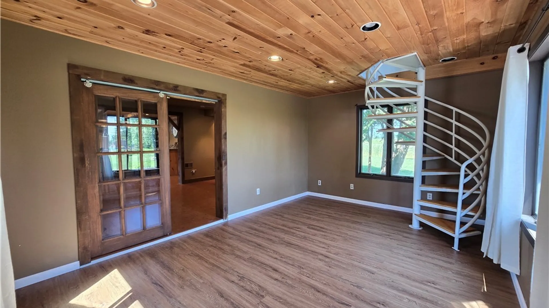 Property at 5790 Royalton Center Road, Royalton, NY 14067 12