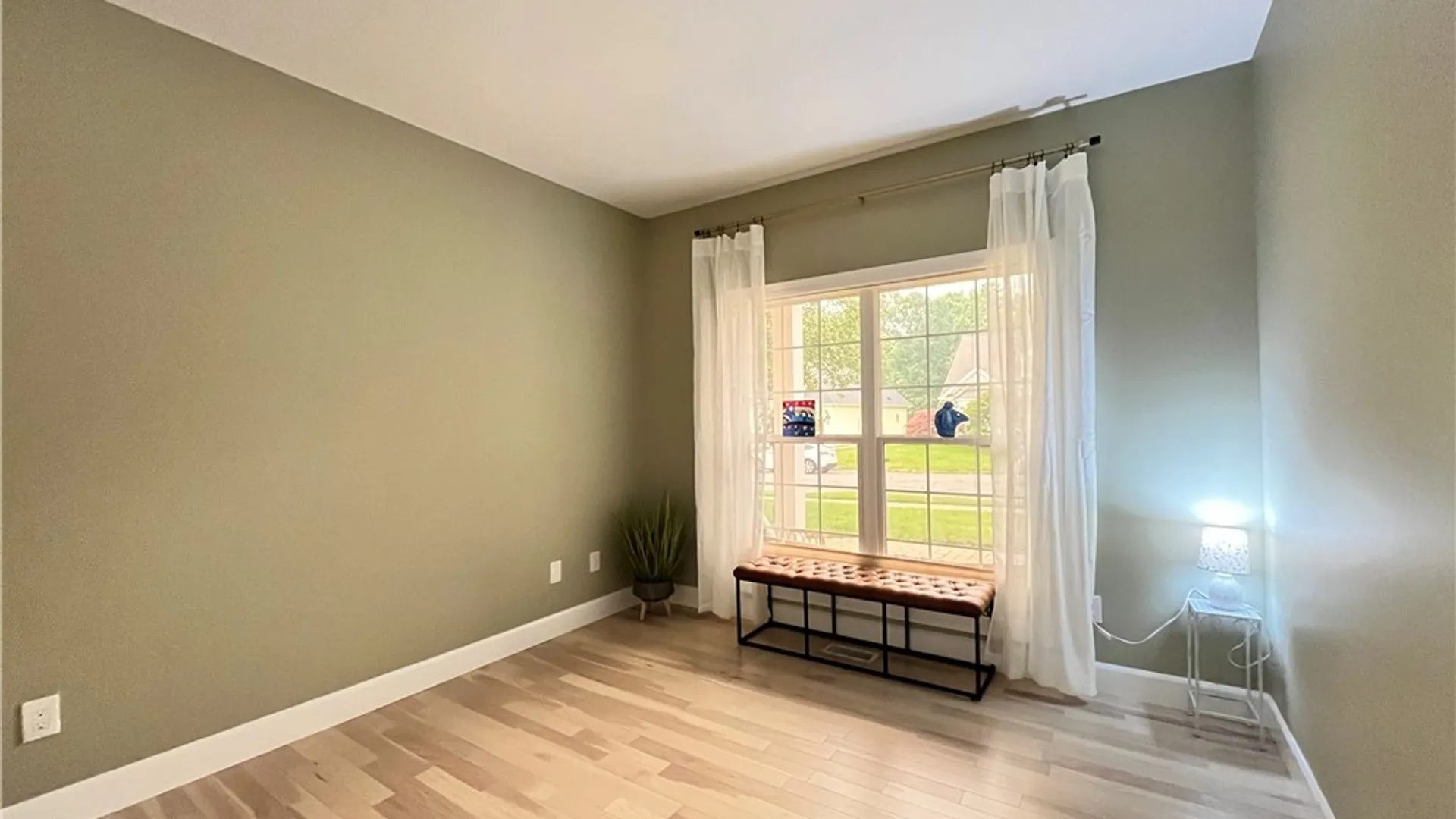 Property at 136 New Tudor Road, Henrietta, NY 14534 26