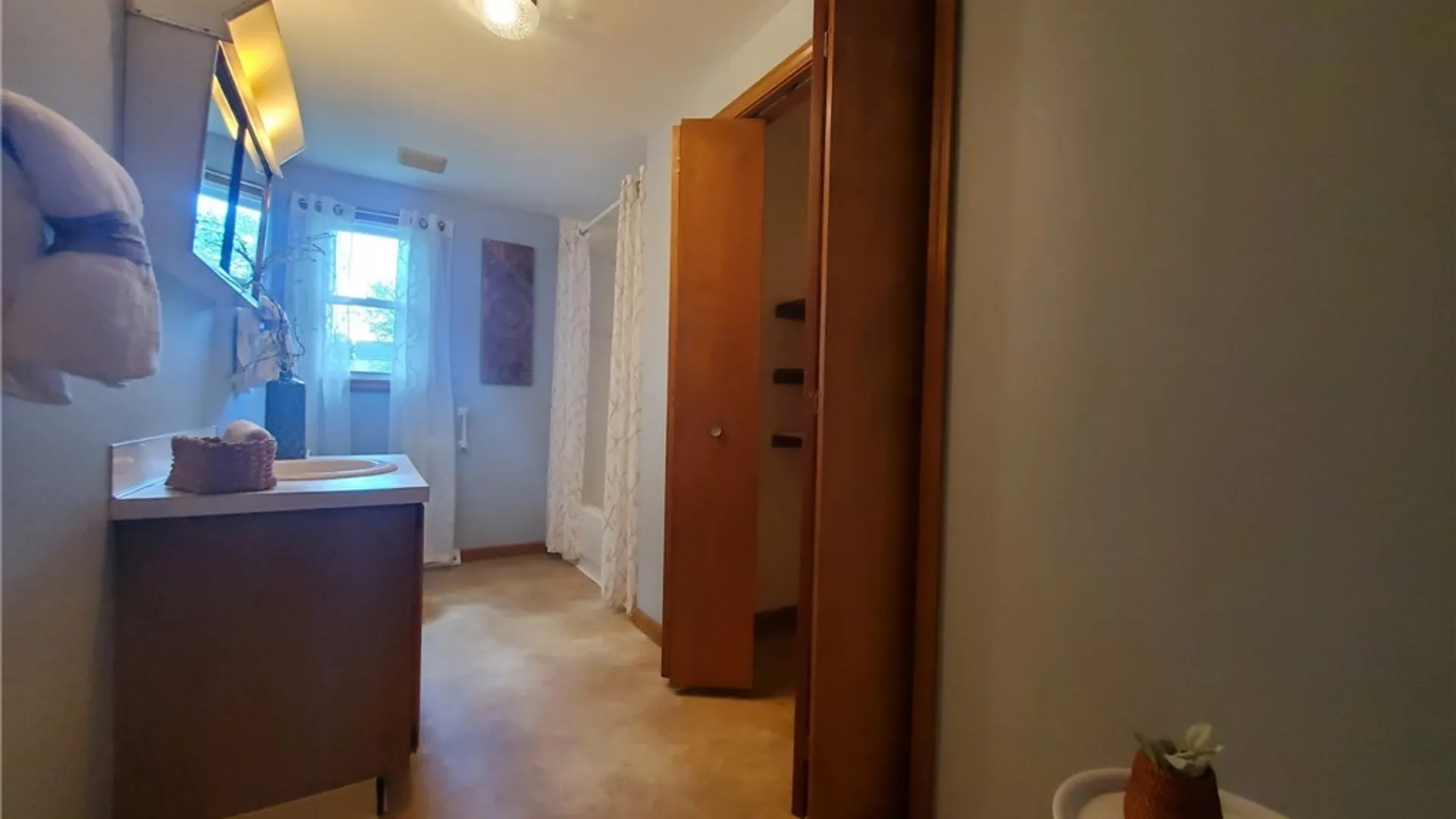 Property at 8615 Weaver Road, Cicero, NY 13039 10