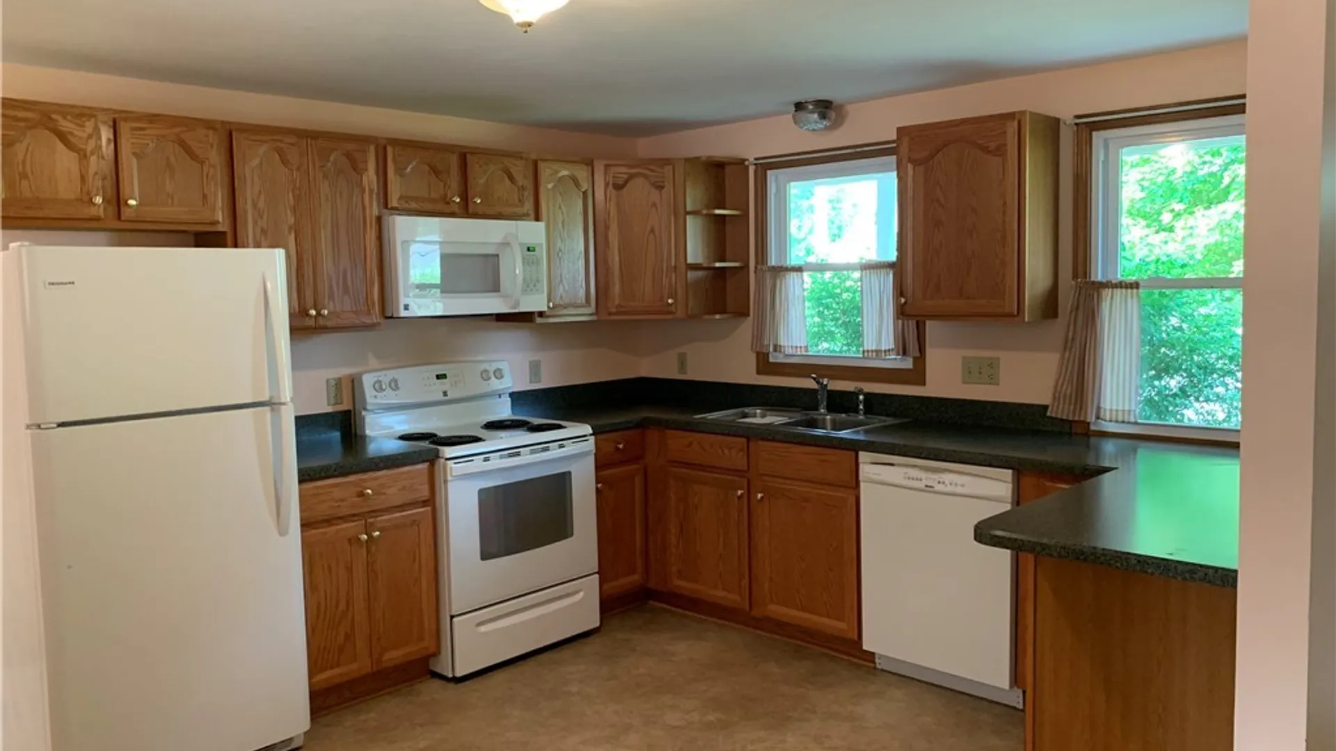 Property at 8615 Weaver Road, Cicero, NY 13039 7
