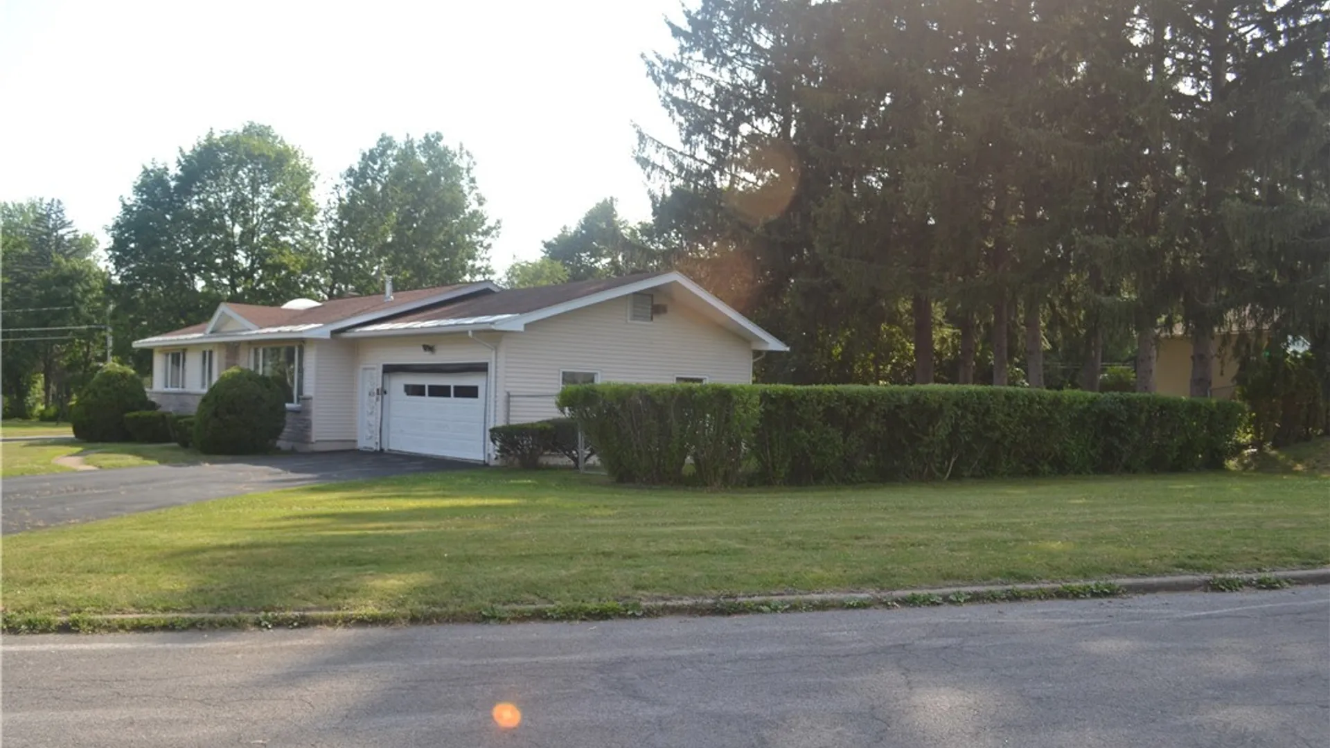 Property at 57 Pond Lane, Utica, NY 13501 6