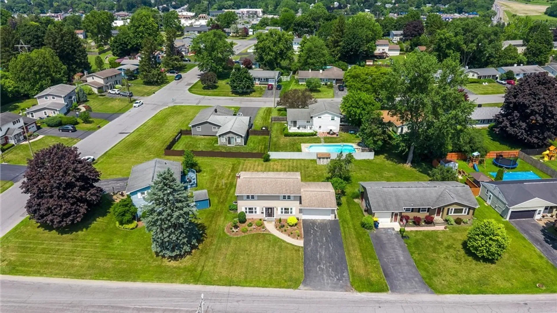 Property at 614 W Granger Road, Geddes, NY 13219 44