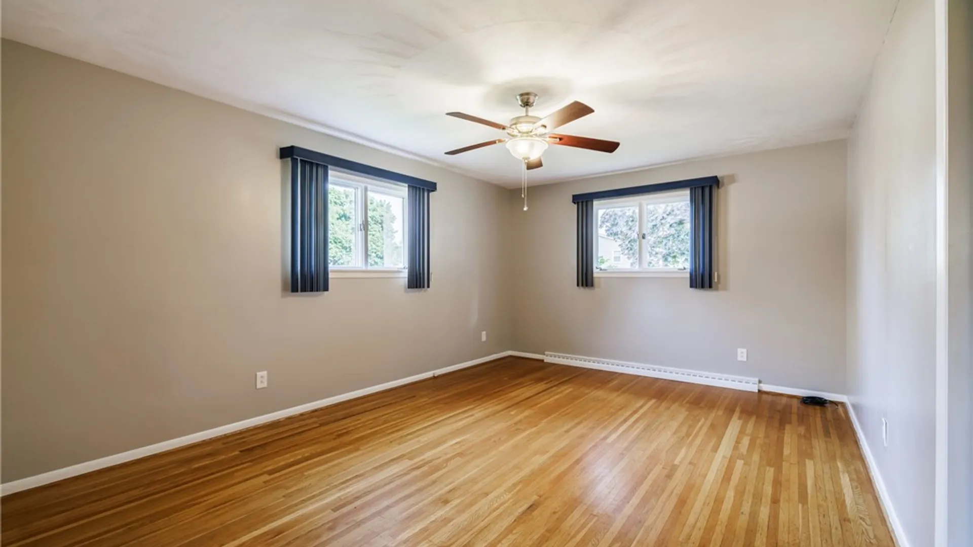 Property at 15 Georgian Dr, Irondequoit, NY 14609 15