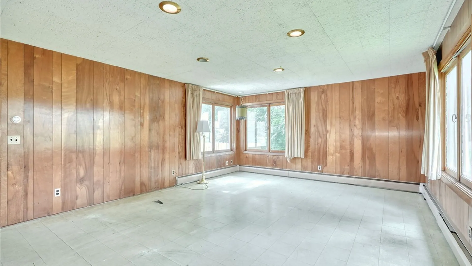 Property at 644 Parma Center Road, Parma, NY 14468 14
