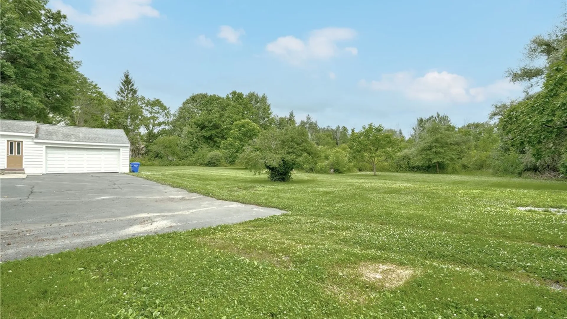 Property at 644 Parma Center Road, Parma, NY 14468 3